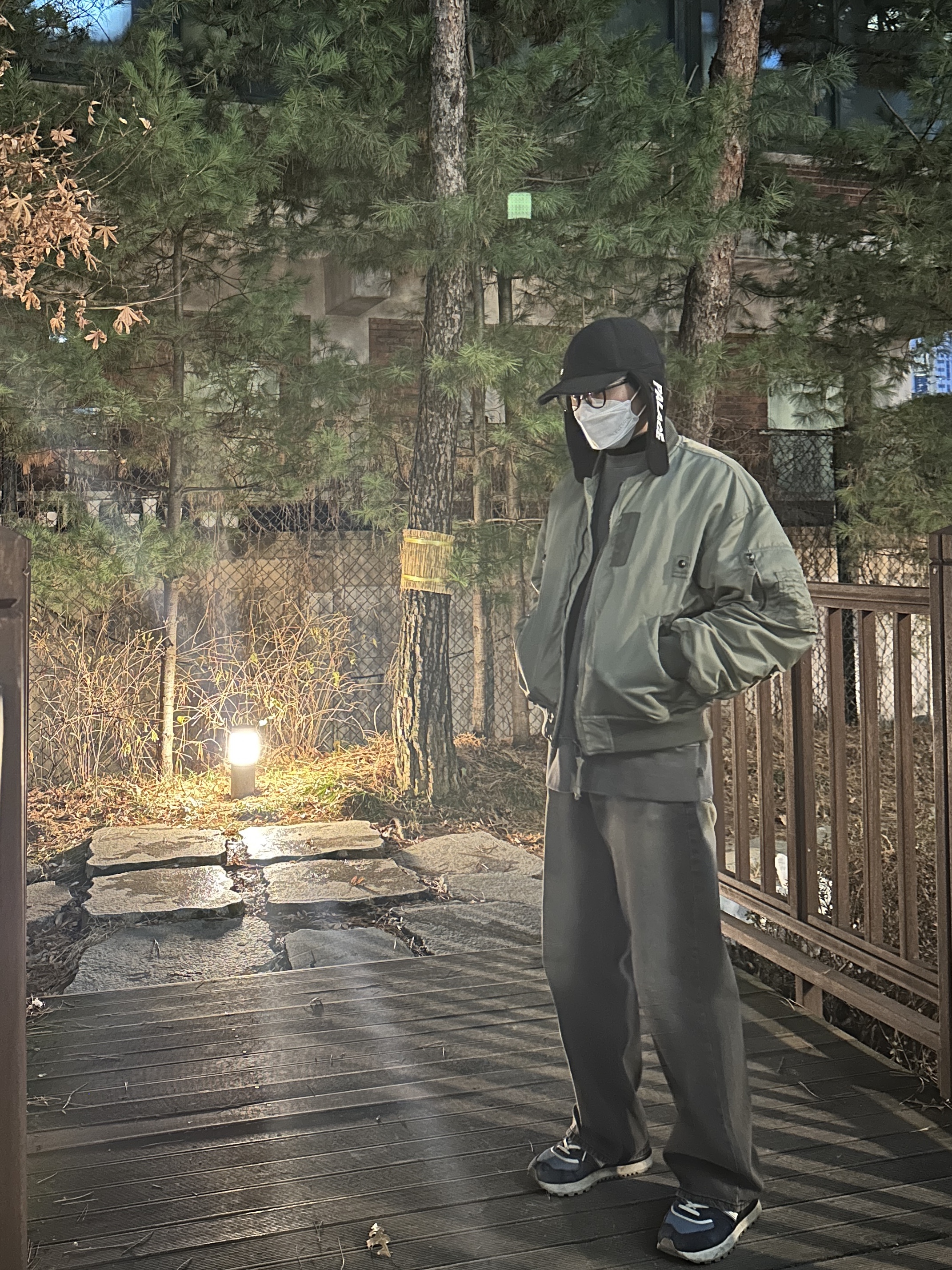 Palace Polartec Warmdome Earflap 5-Panel Black - 23FW 착용 스타일 - 2