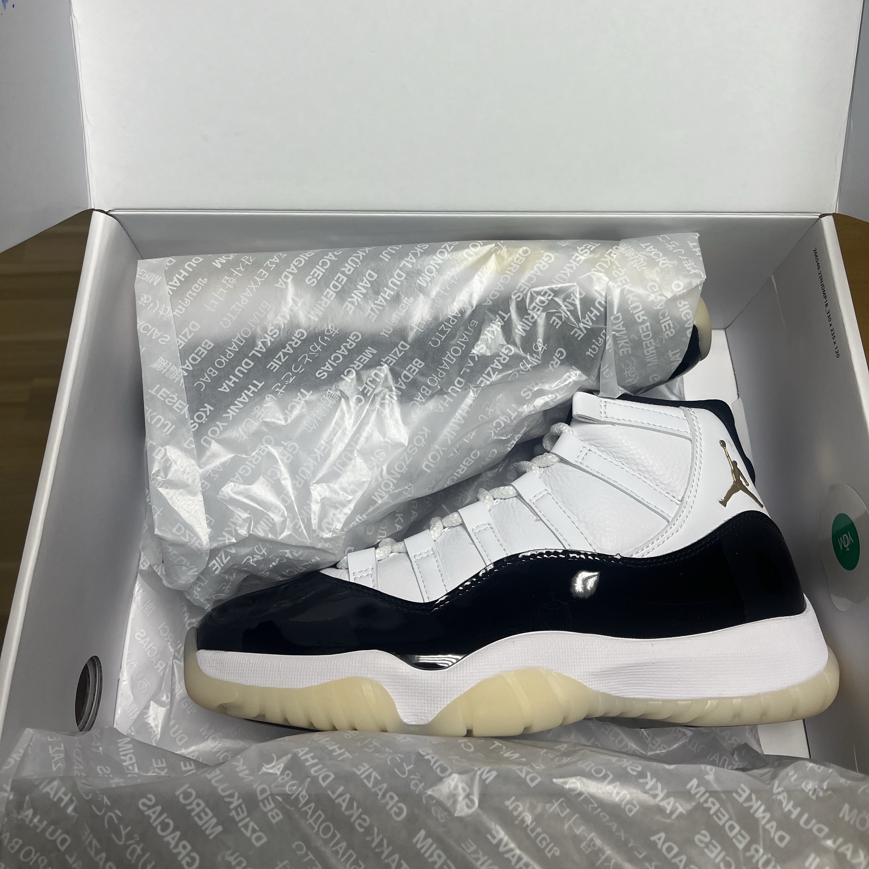 Jordan 11 Retro Gratitude 착용 스타일