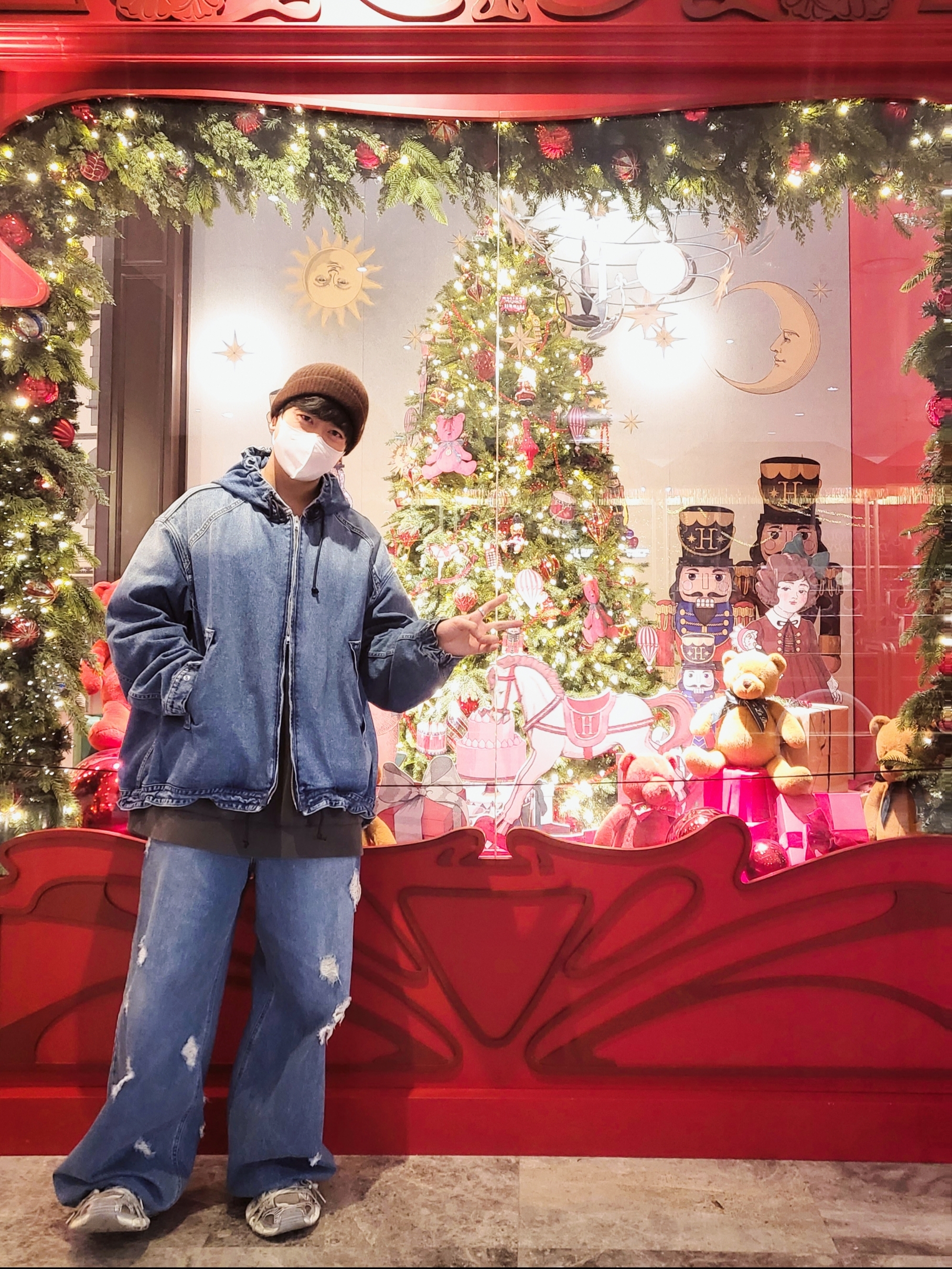 Juun.J Denim Wide Hooded Zip-Up Blue, Juun.J Denim One Tuck Wide Pants Blue - 23FW 착용 스타일 - 2
