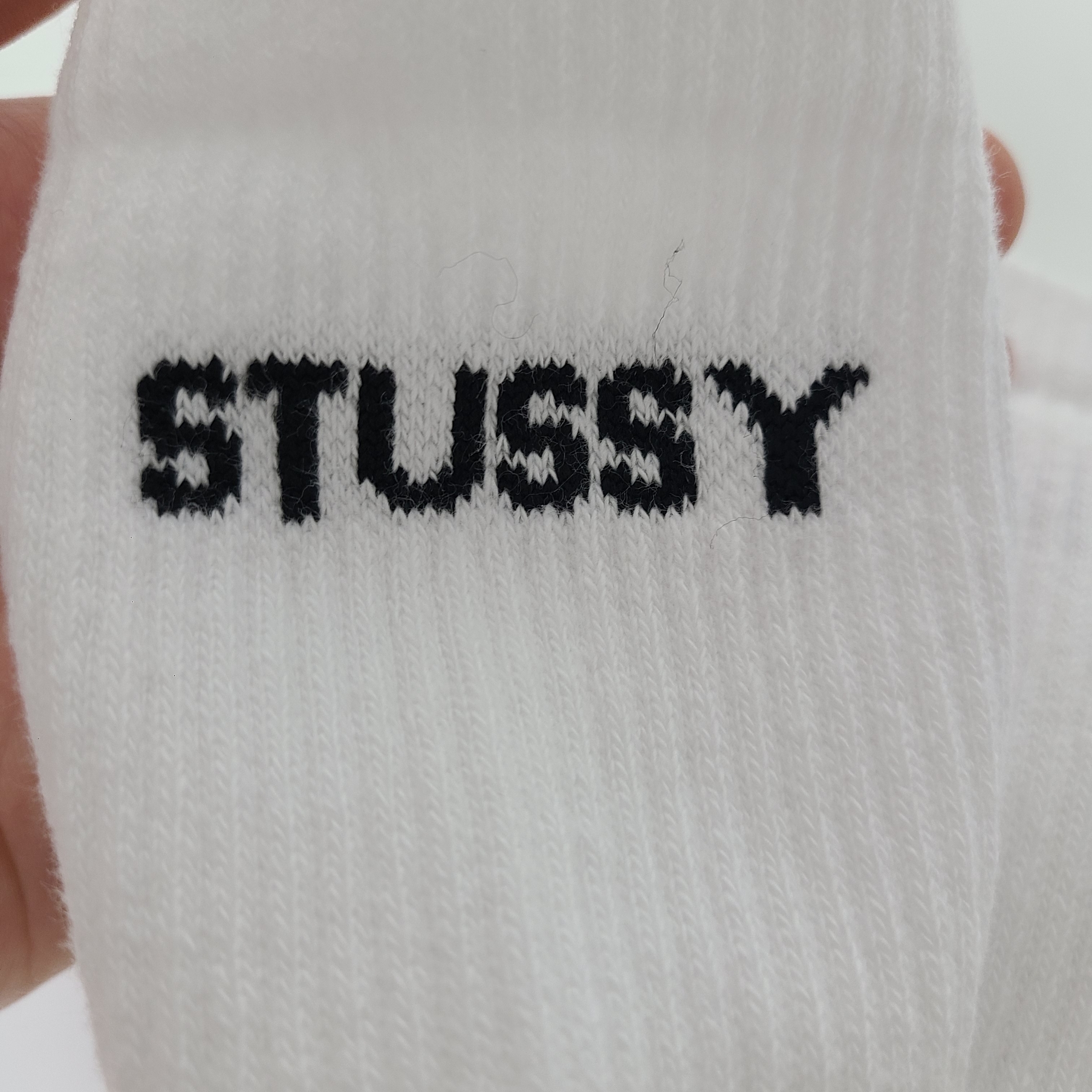 Nike x Stussy Everyday Plus Cushioned Crew Socks White (3 Pack) 착용 스타일 - 3