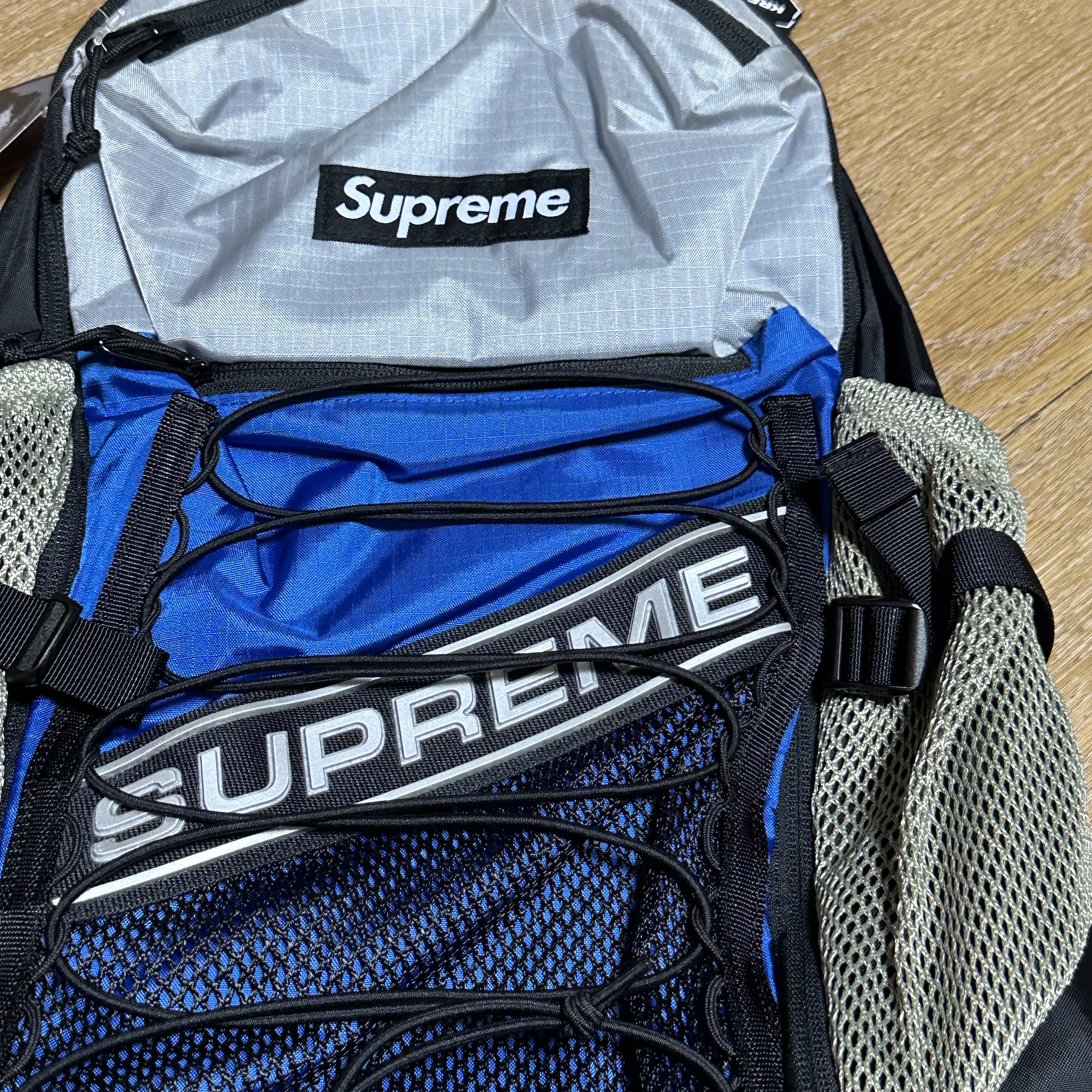 Supreme Backpack Blue - 23FW 착용 스타일