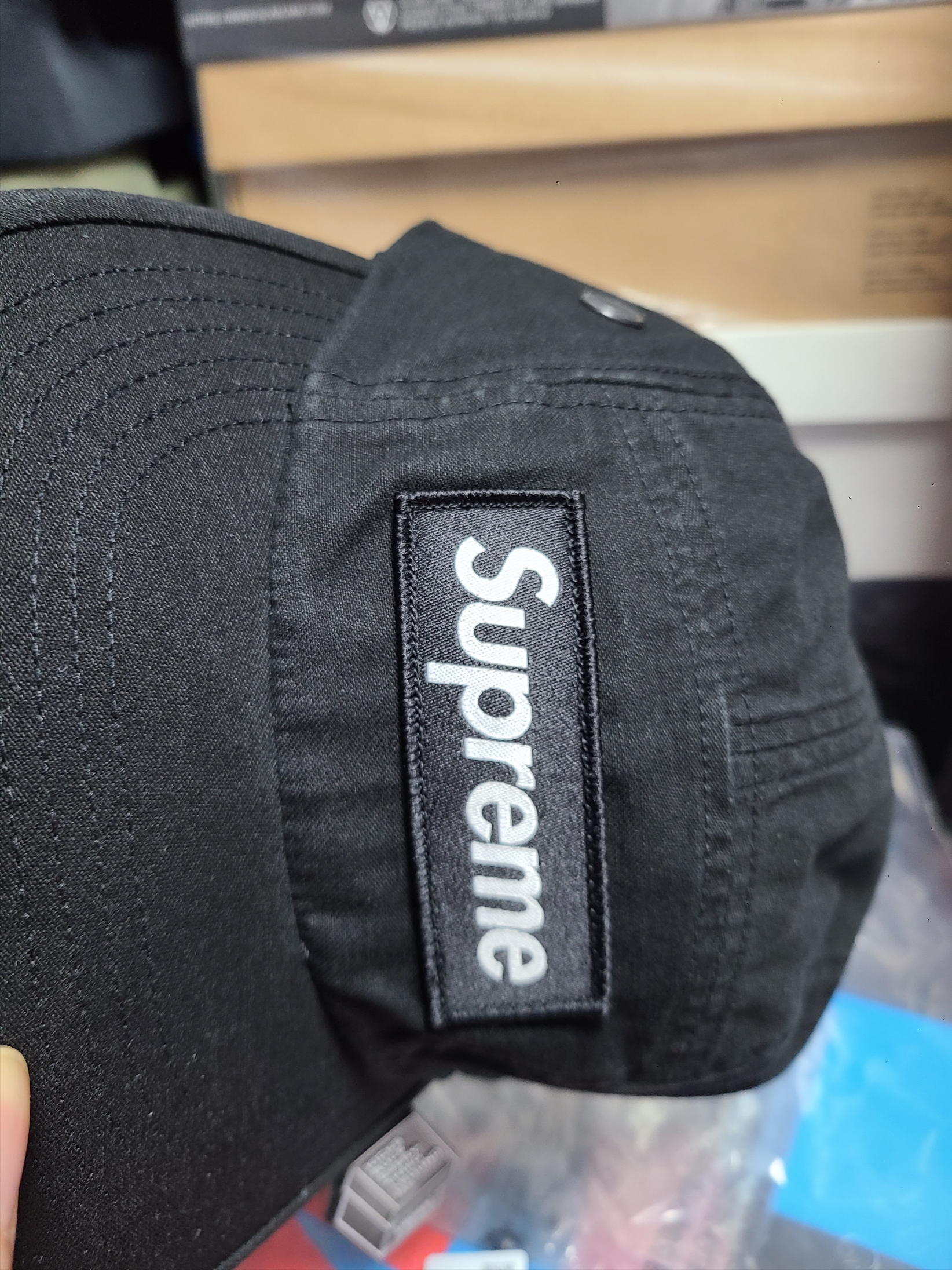 Supreme Military Camp Cap Black - 23FW 착용 스타일 - 1