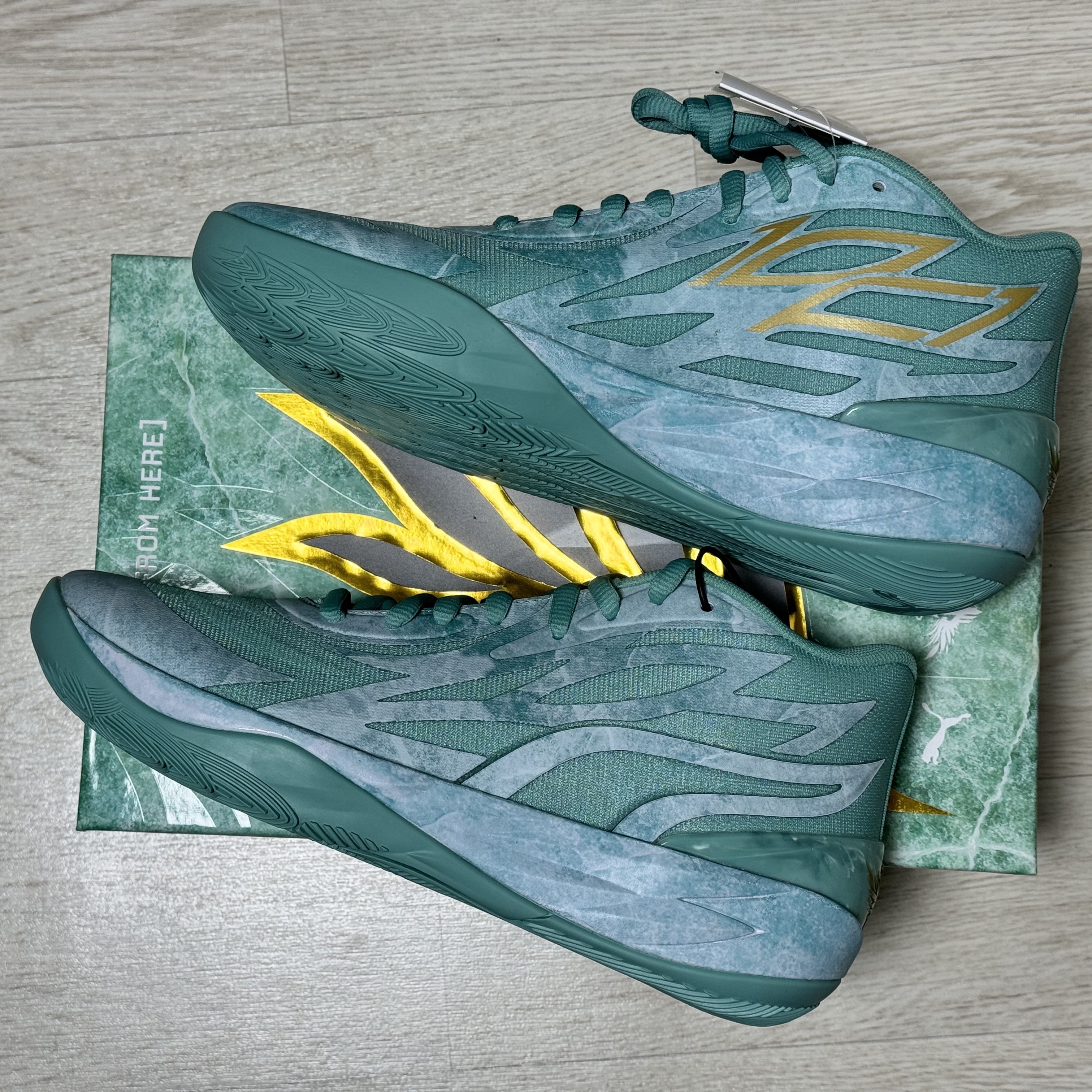 Puma MB.02 Lamelo Ball Lake Green 착용 스타일 - 2