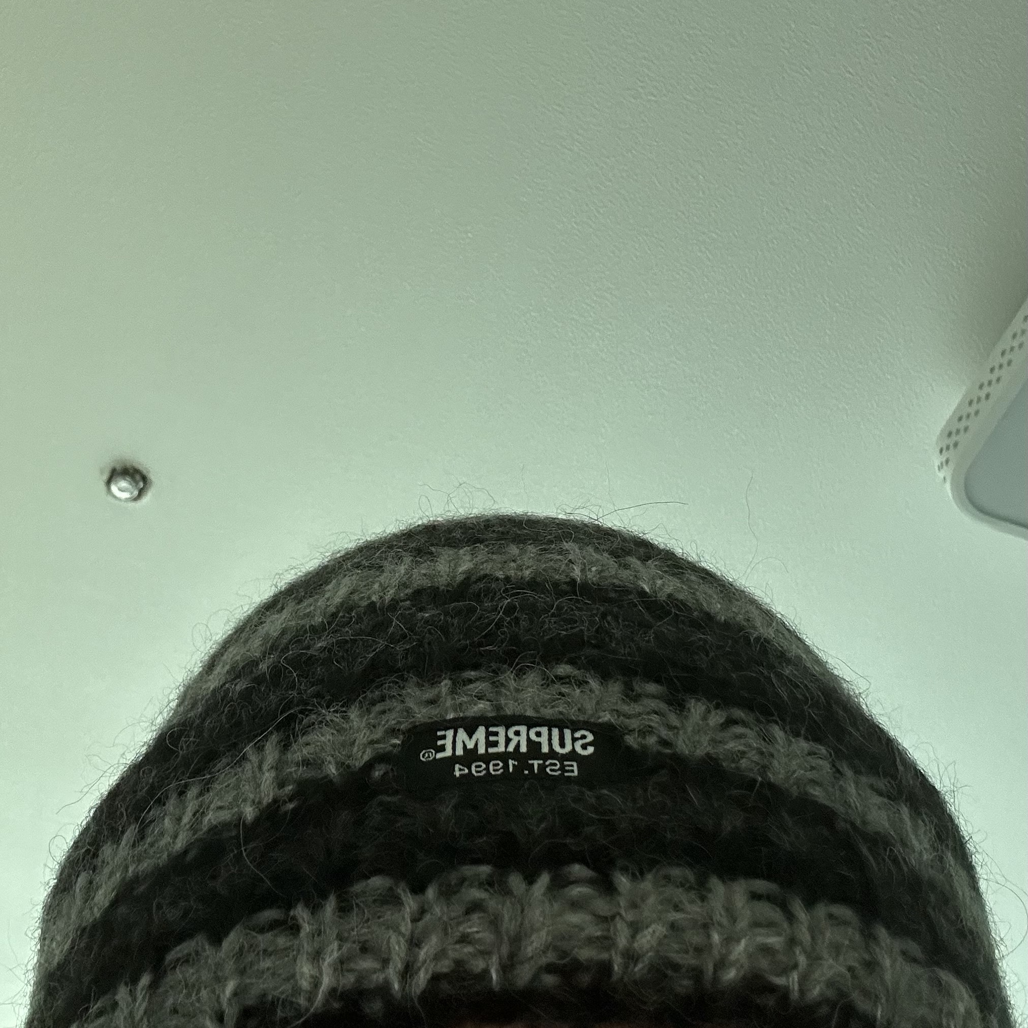 Supreme Loose Stripe Beanie Black - 23FW 착용 스타일