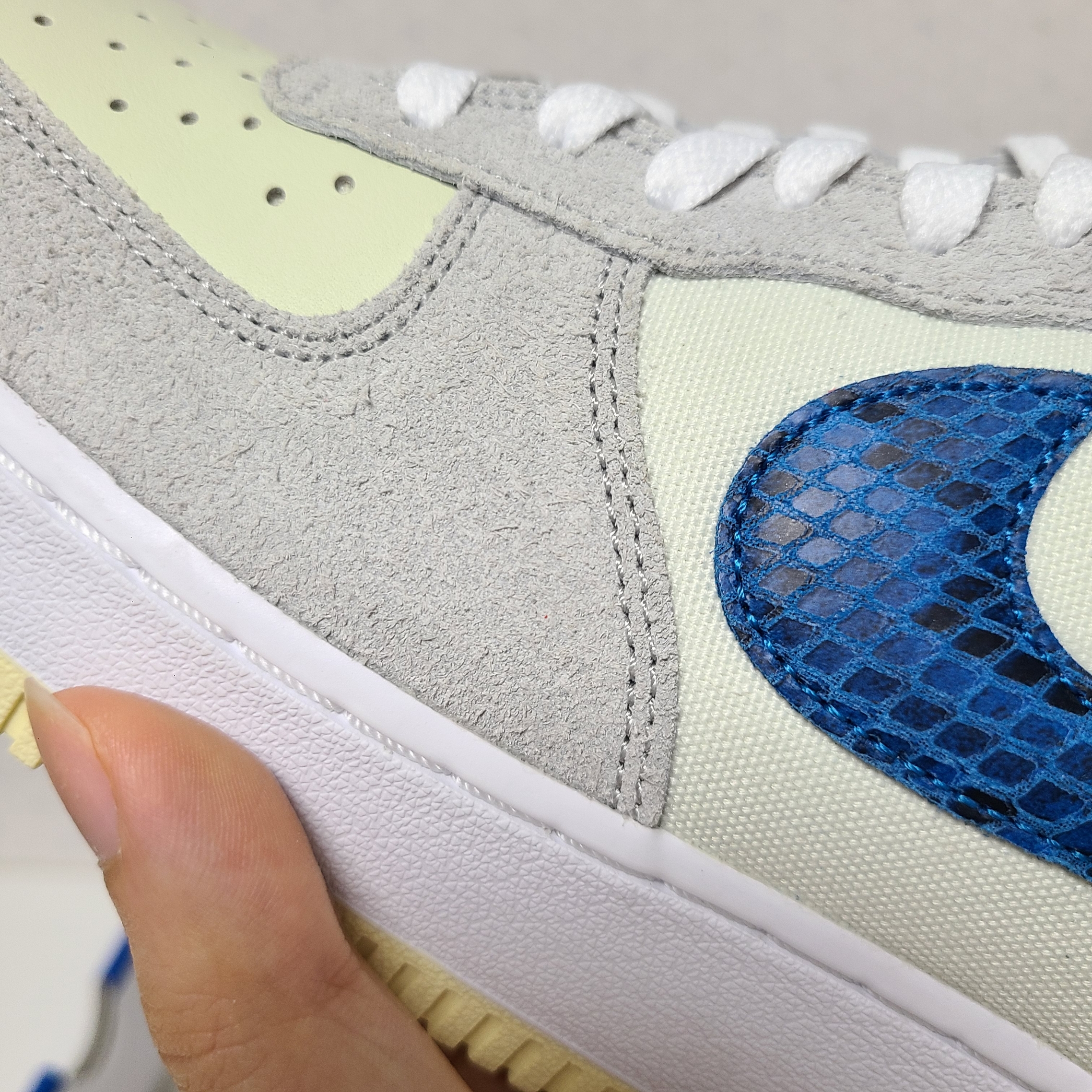 Nike x Undefeated Air Force 1 Low SP 5 On It 착용 스타일 - 7