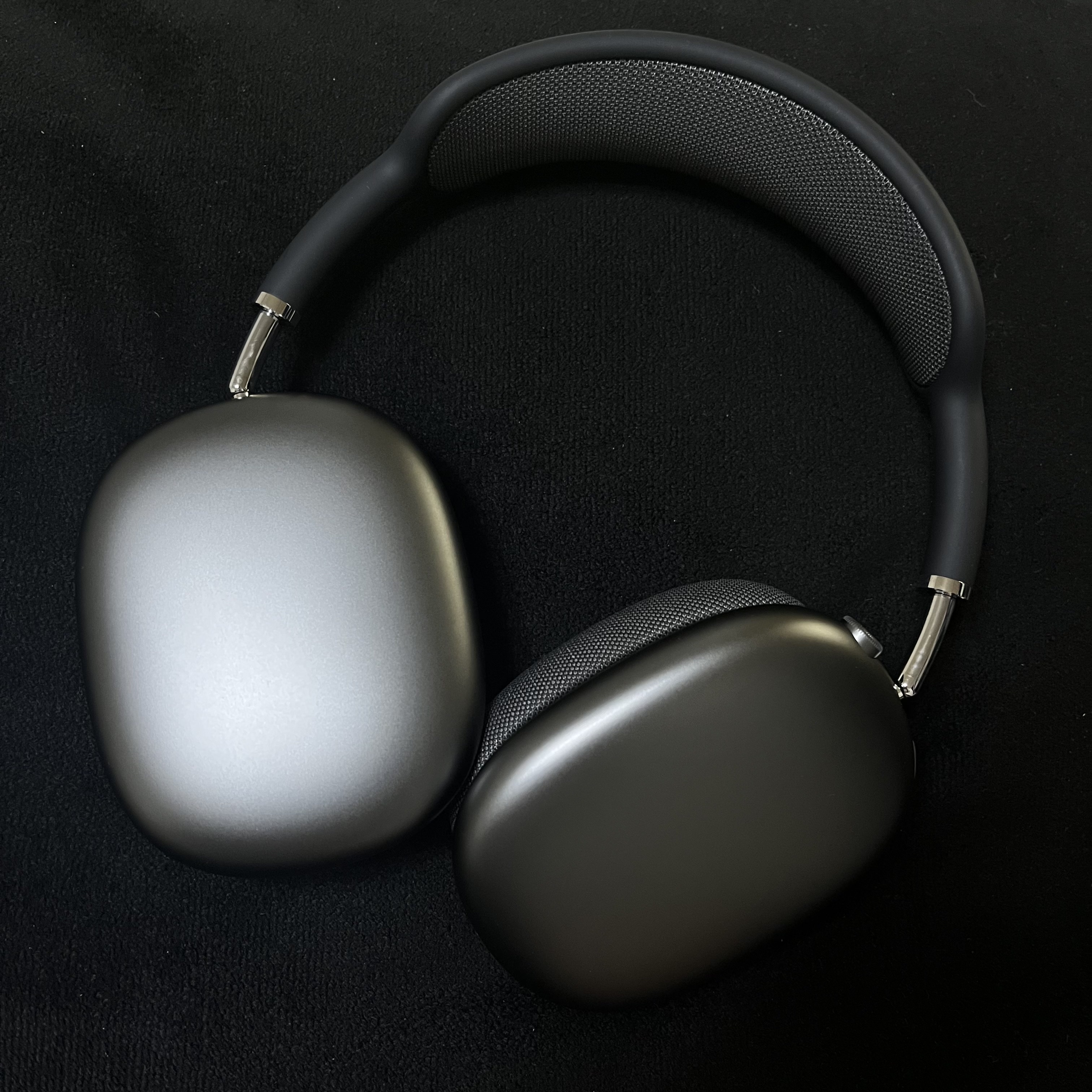 Apple AirPods Max Lightning Space Gray (Korean Ver.) 착용 스타일