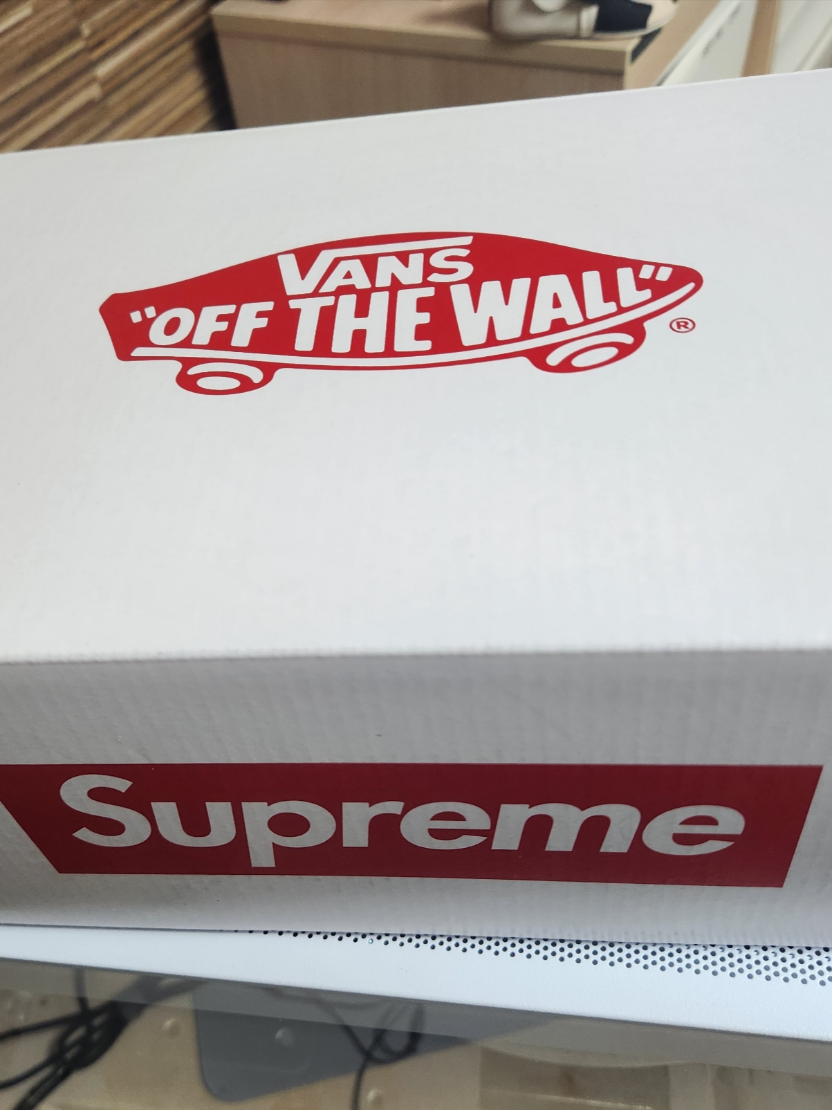 Vans x Supreme Leopard Old Skool Black 착용 스타일 - 3