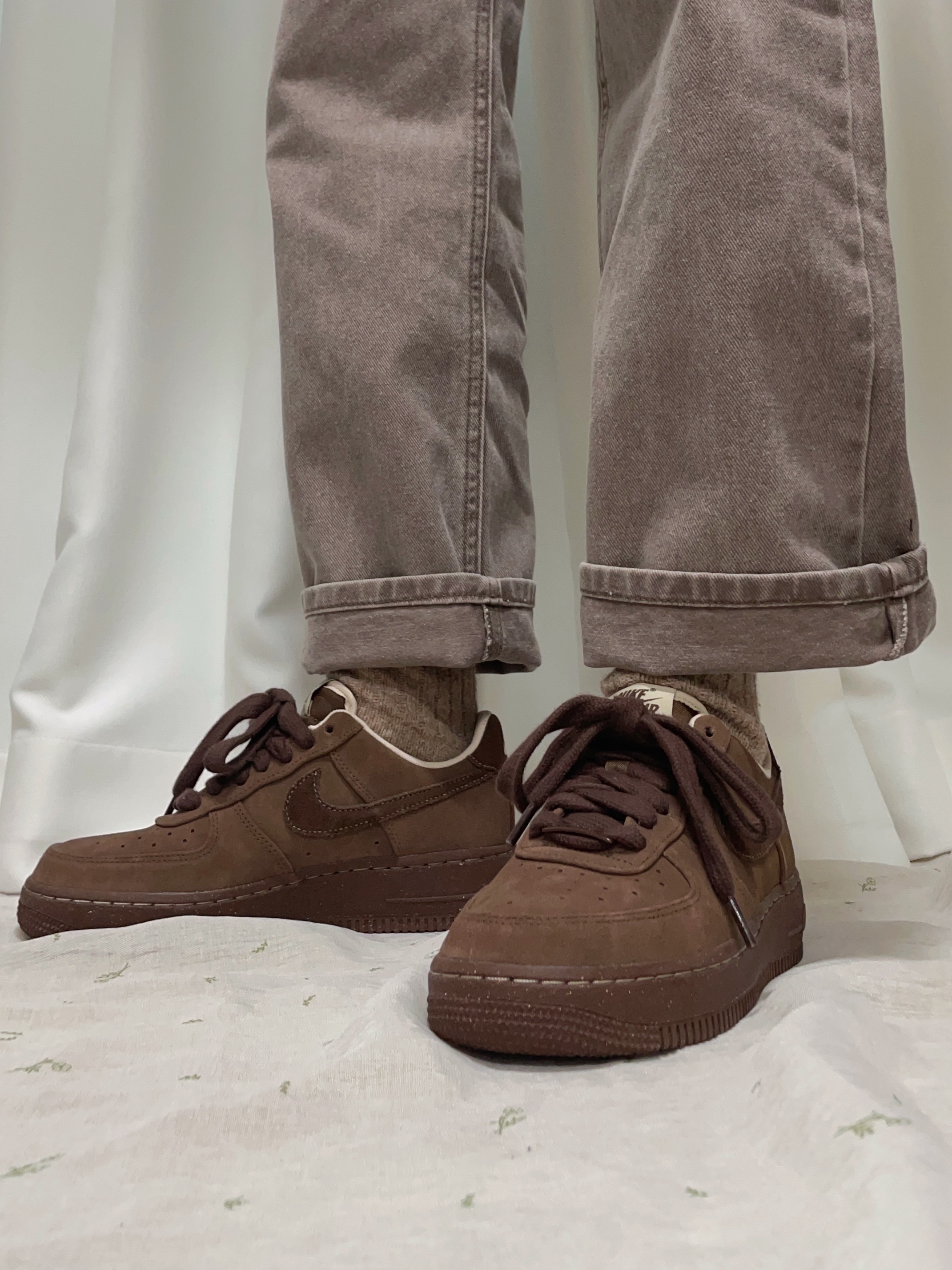 Nike Heritage 86 Futura Washed Cap Brown, (W) Nike Air Force 1 '07 Cacao Wow 착용 스타일 - 5