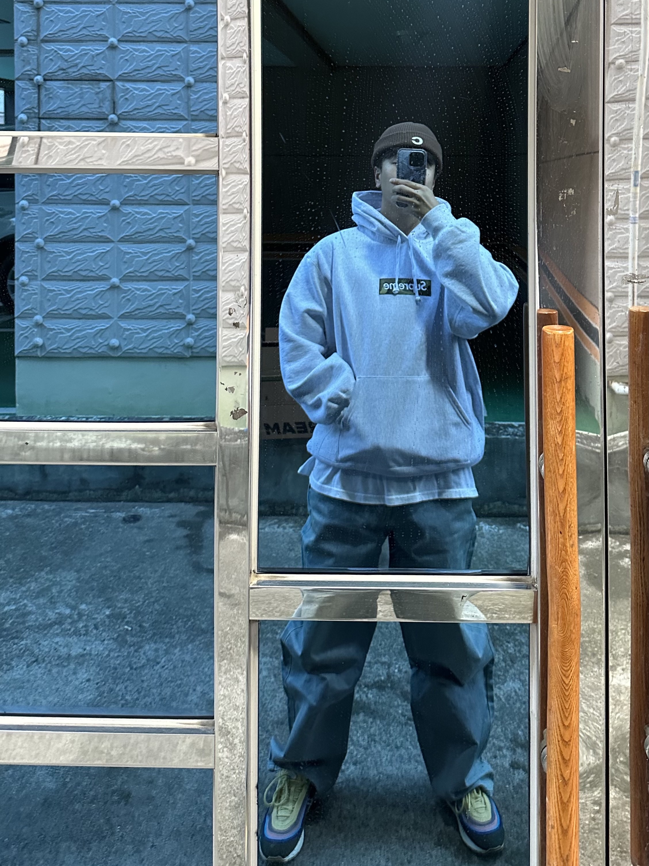 Supreme Box Logo Hooded Sweatshirt Ash Grey - 23FW, Nike x Sean Wotherspoon Air Max 1/97 착용 스타일 - 1