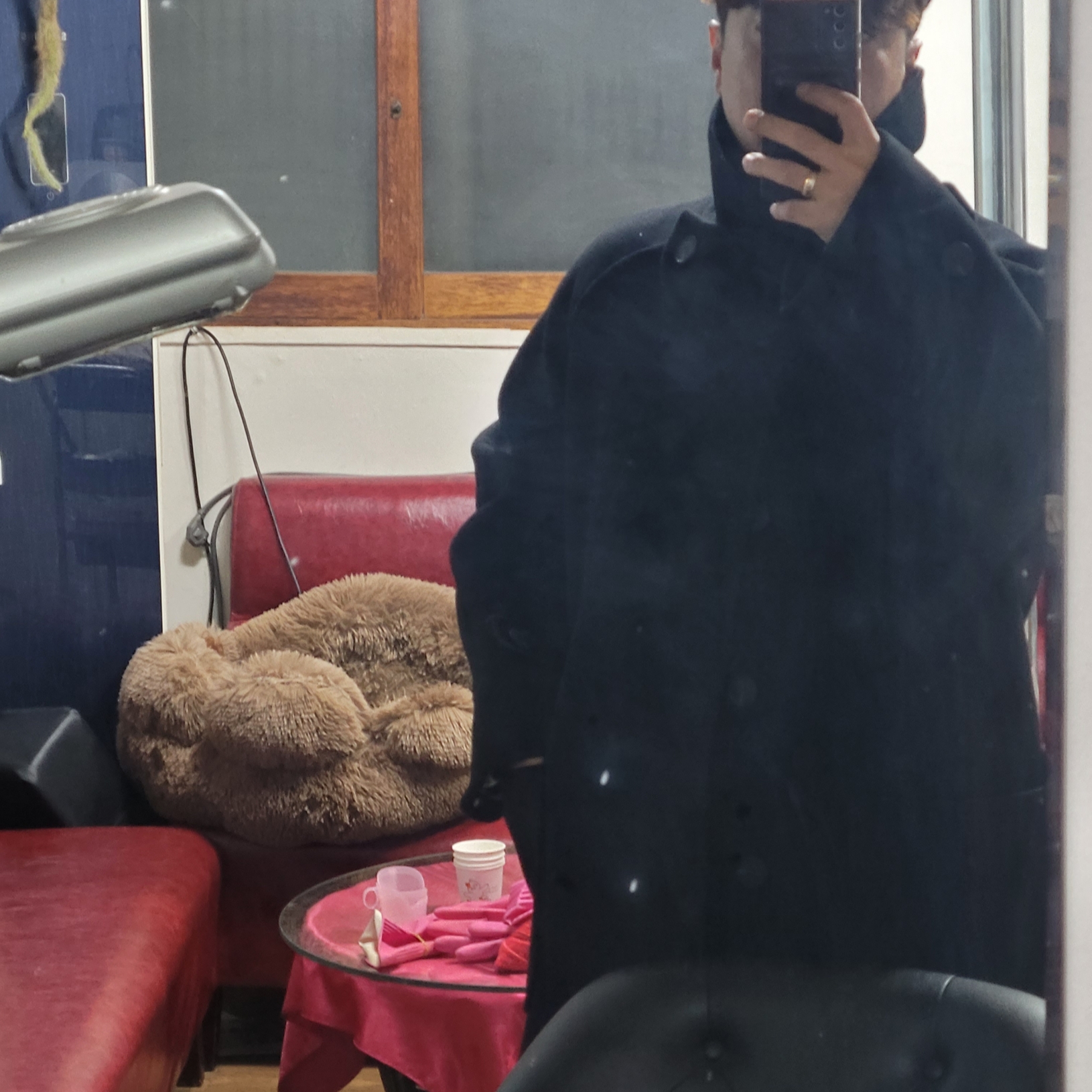 Undermycar Legion.02 Balmacaan Oversized Wool Coat Black 착용 스타일