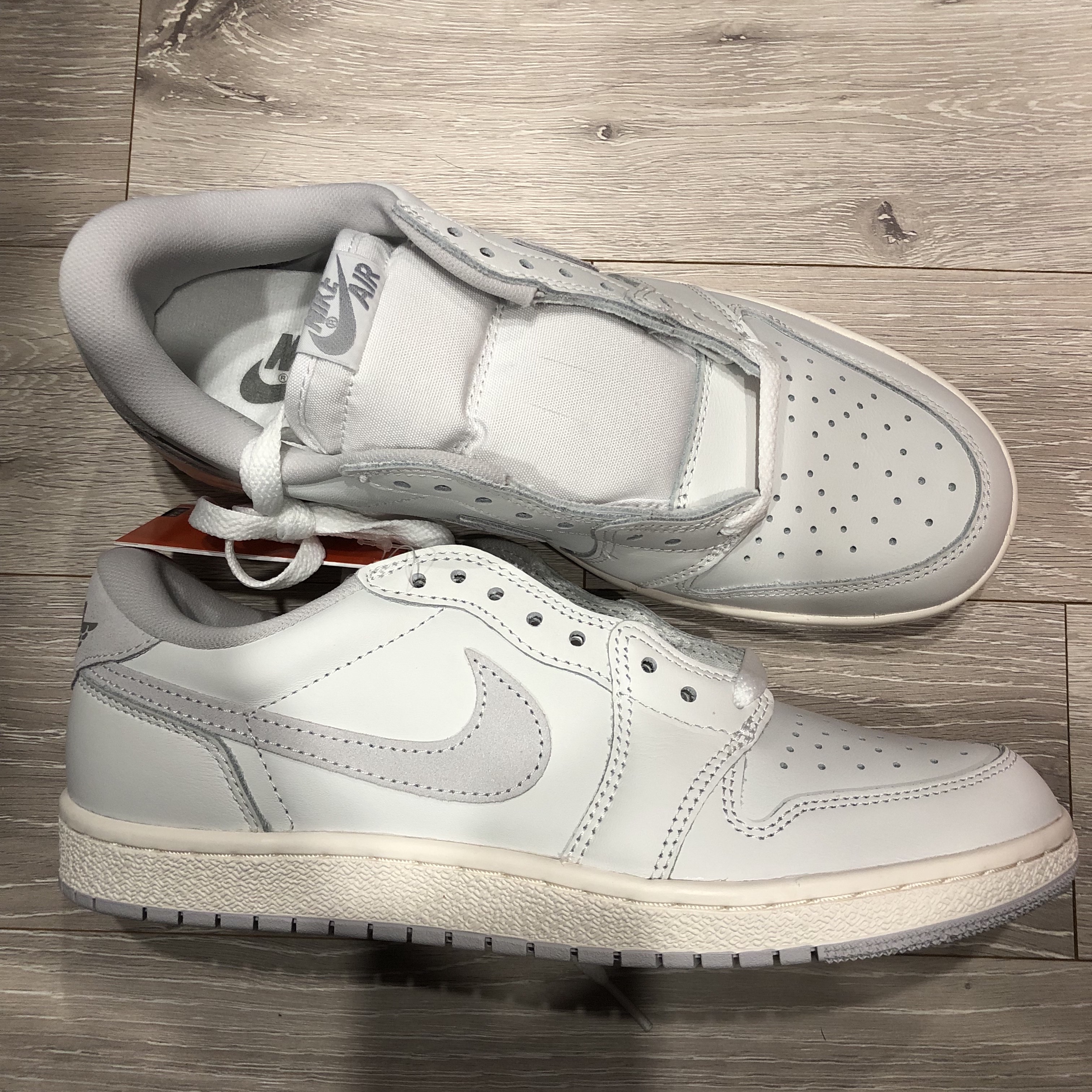 Jordan 1 Low 85 Neutral Grey 착용 스타일