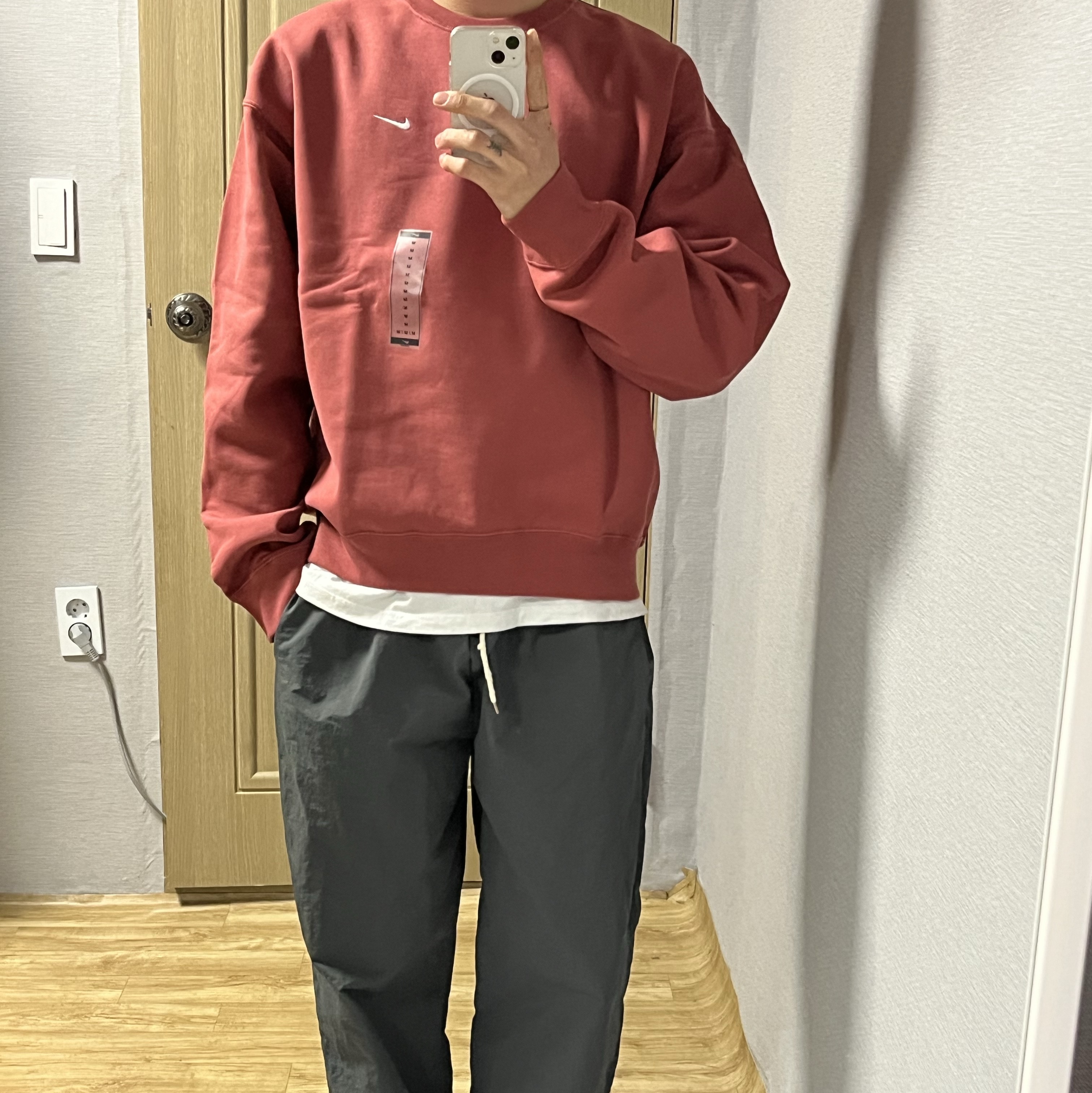 Nike NRG Solo Swoosh Crew Fleece Cedar - US/EU 착용 스타일 - 1