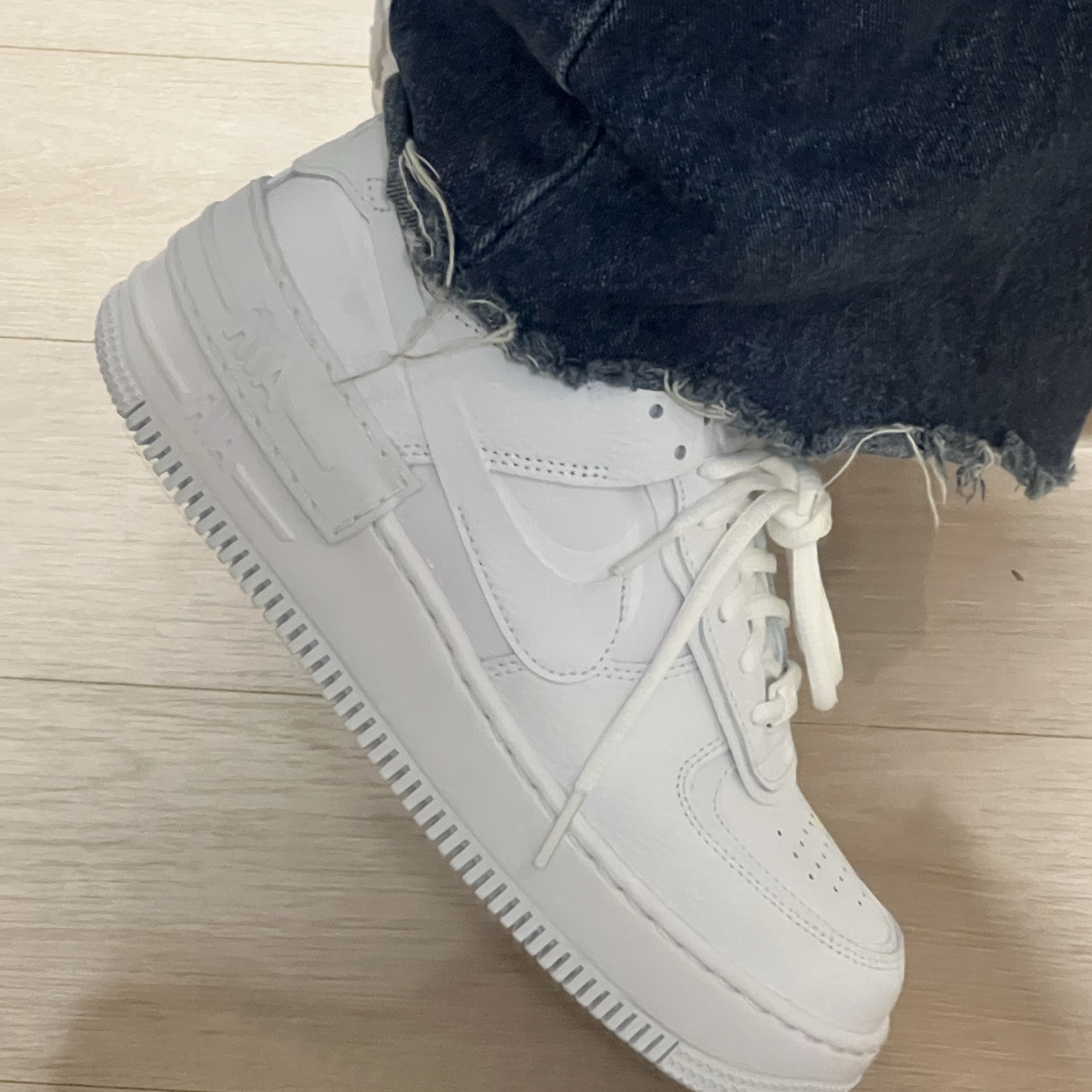 (W) Nike Air Force 1 Shadow Triple White 착용 스타일