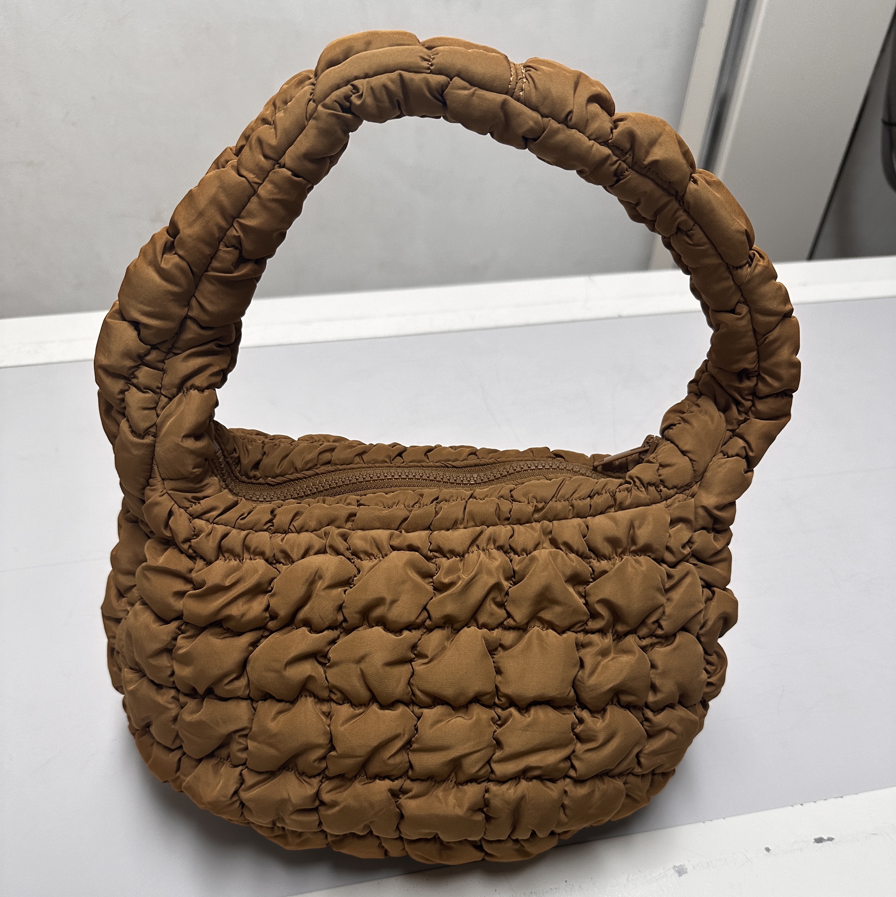 COS Quilted Mini Bag Brown 착용 스타일