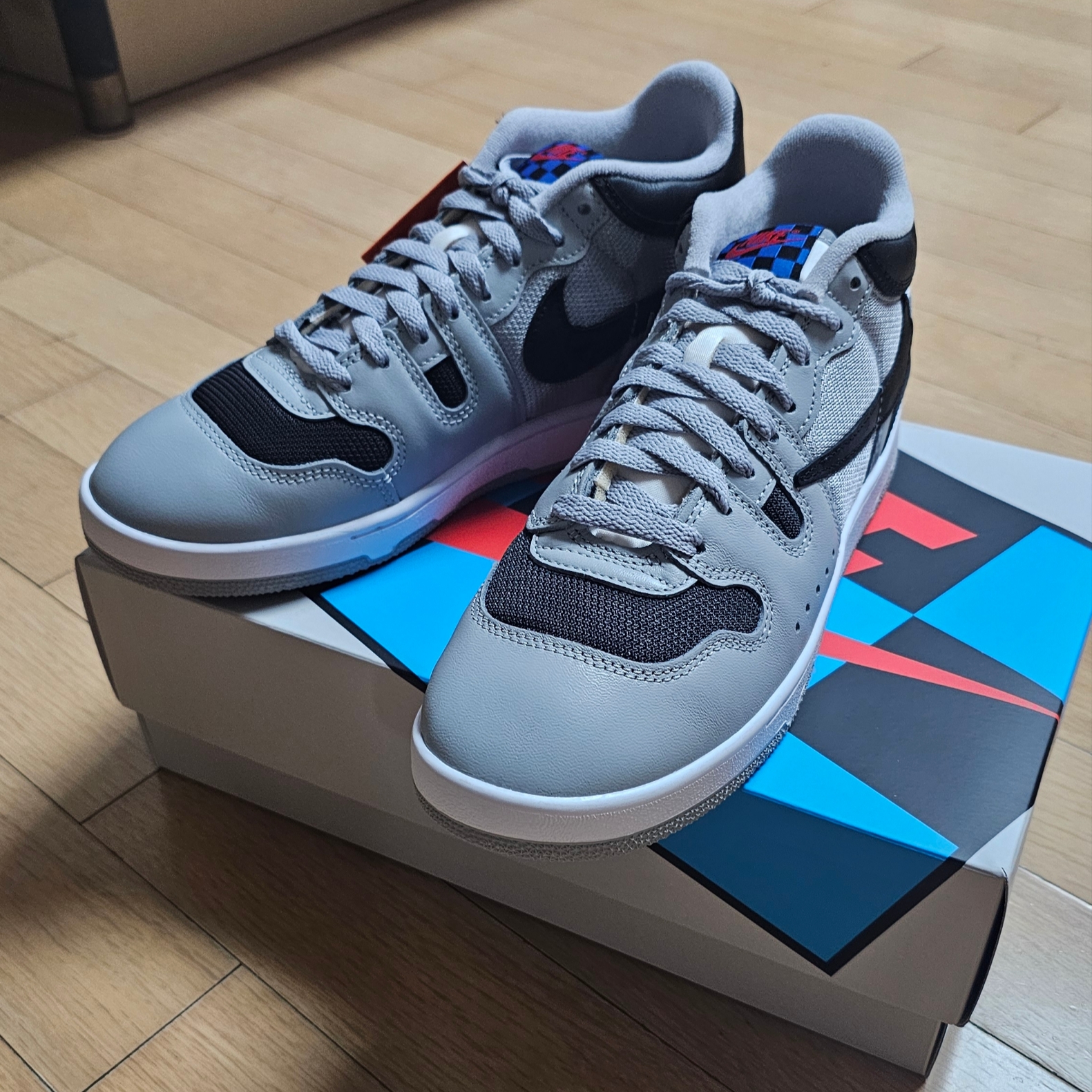 Nike x Travis Scott Mac Attack SP Light Smoke Grey 착용 스타일 - 3