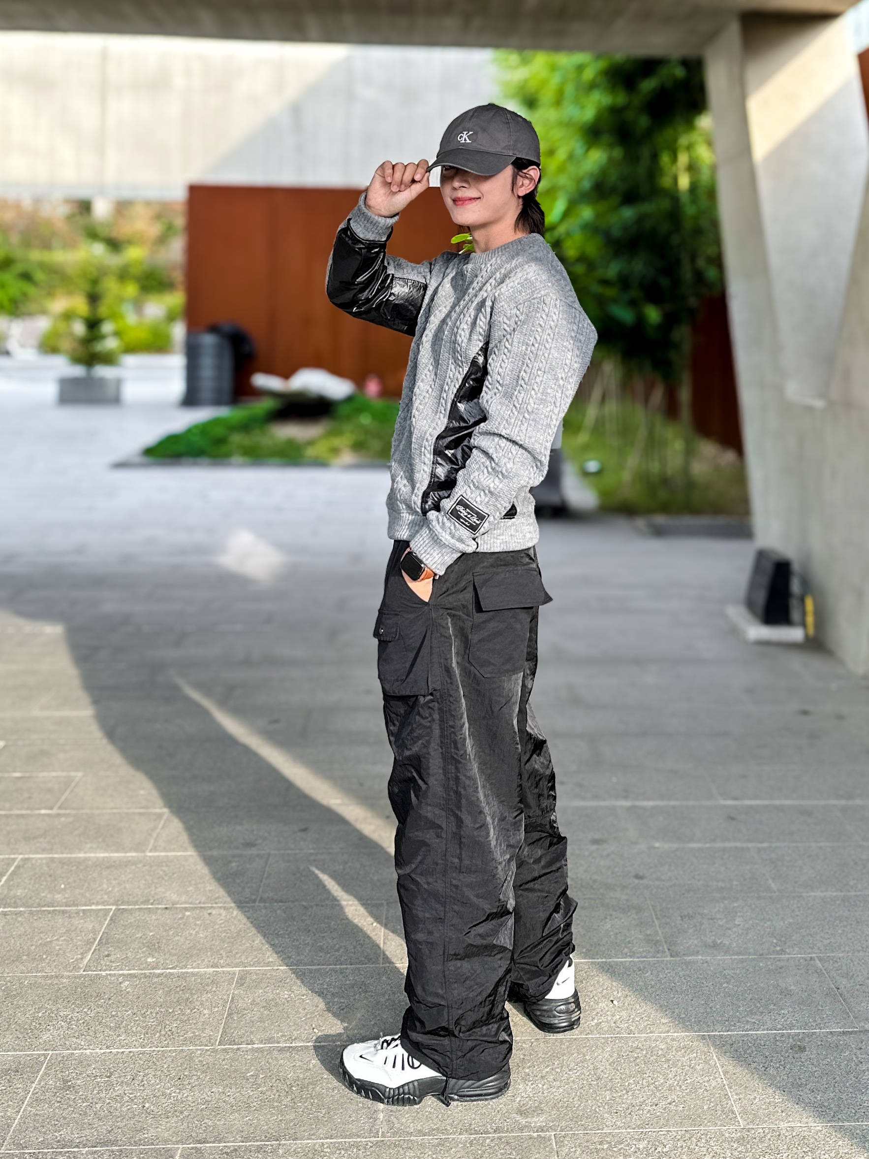 Nike x Ambush Air Adjust Force SP Summit White and Black 착용 스타일 - 2