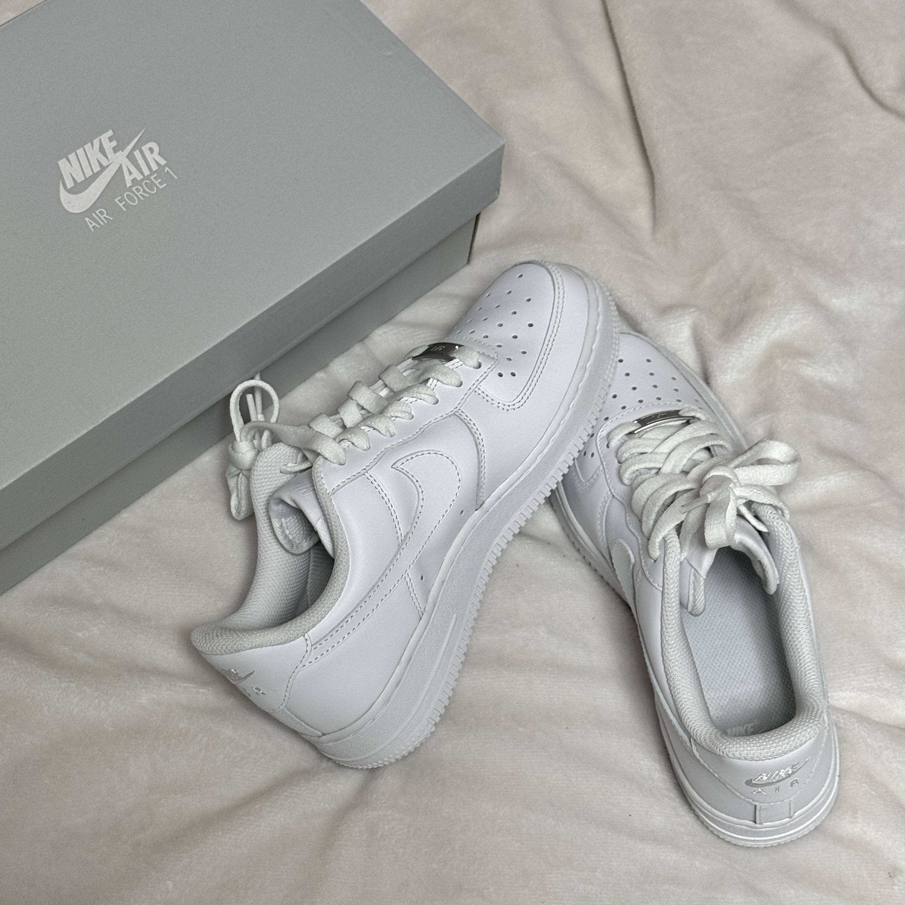Nike Air Force 1 '07 Low White, (W) Nike Air Force 1 '07 Low White 착용 스타일