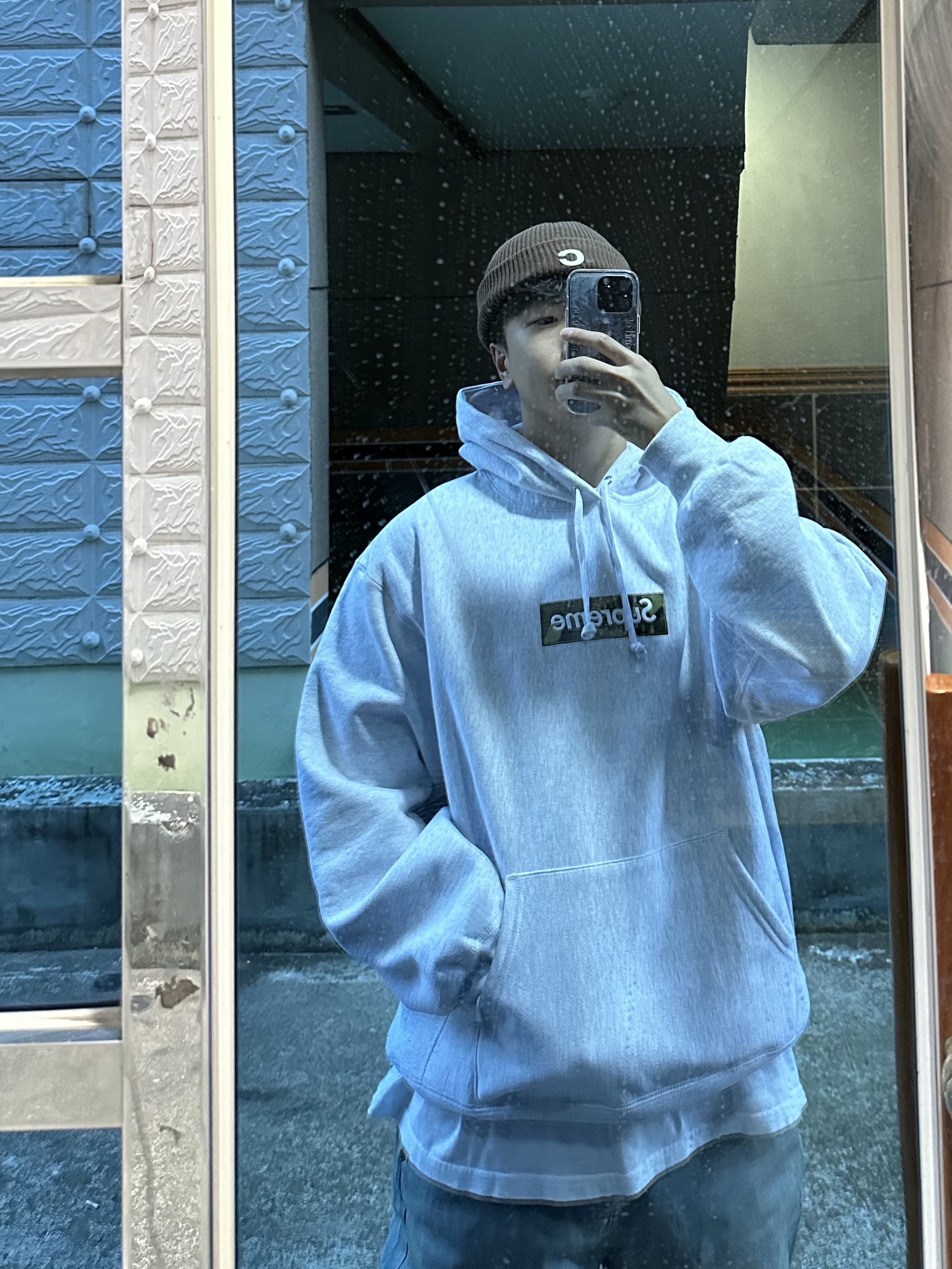 Supreme Box Logo Hooded Sweatshirt Ash Grey - 23FW, Nike x Sean Wotherspoon Air Max 1/97 착용 스타일 - 2