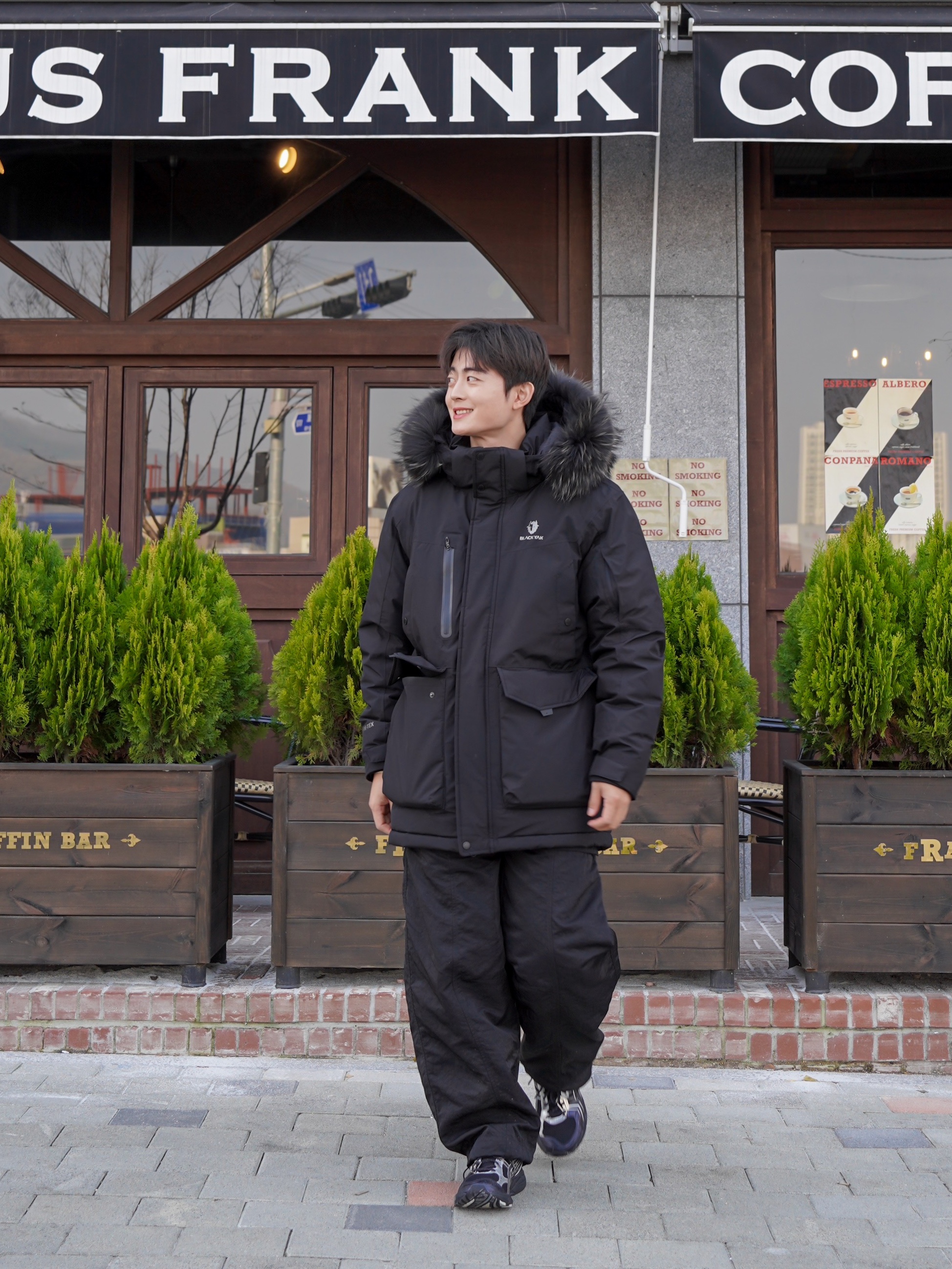Asics x Atmos x Undermycar Gel-Kayano 14 Black Pure Silver, House of Sunny On The Road Again Knit Multicolour 착용 스타일 - 3