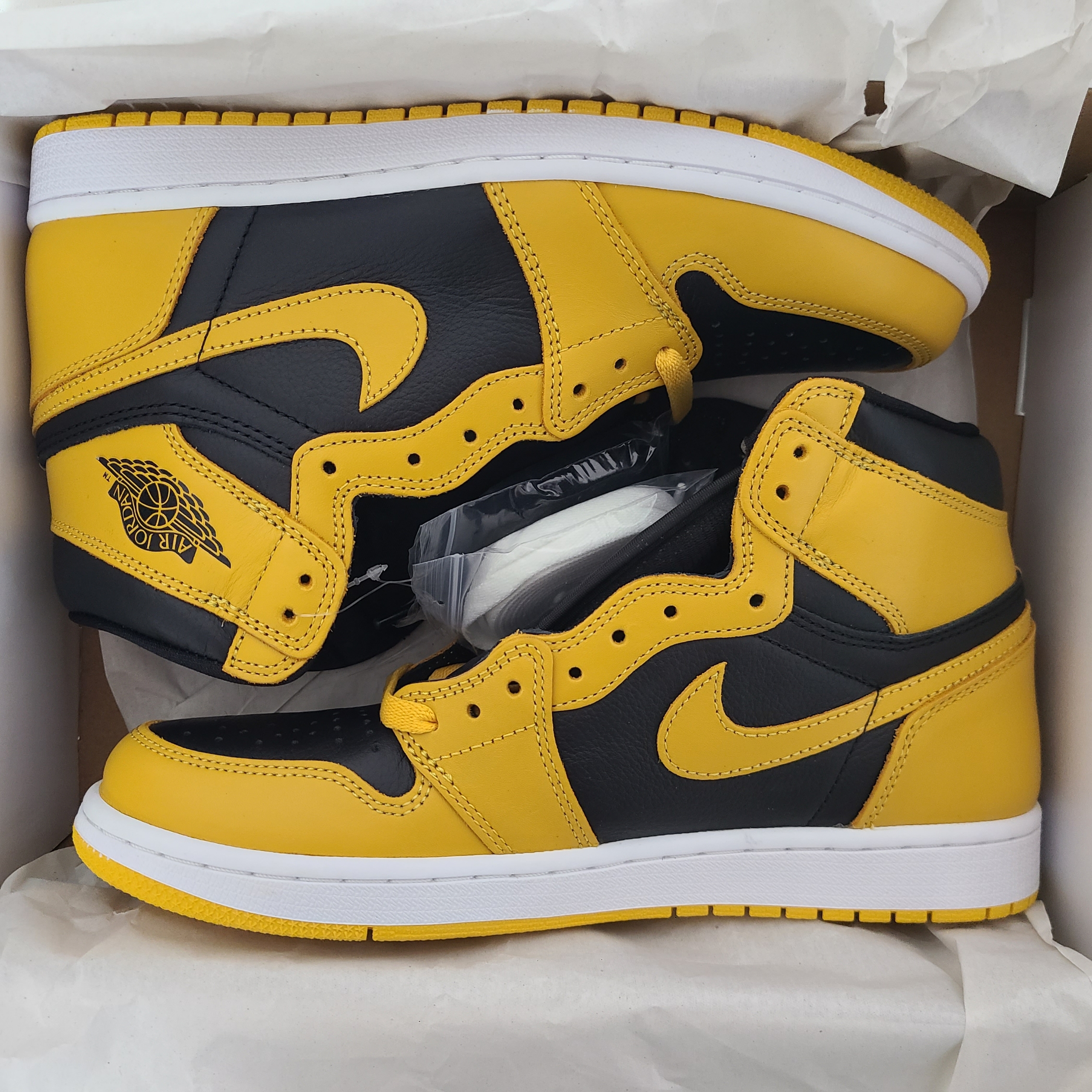 Jordan 1 Retro High OG Pollen 착용 스타일 - 1