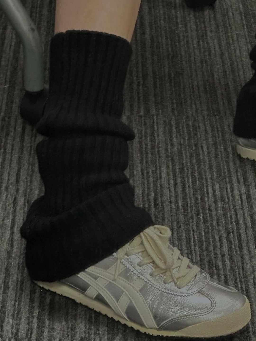 Onitsuka Tiger Mexico 66 Yellow Black, Onitsuka Tiger Mexico 66 SD Pure Silver 착용 스타일 - 3