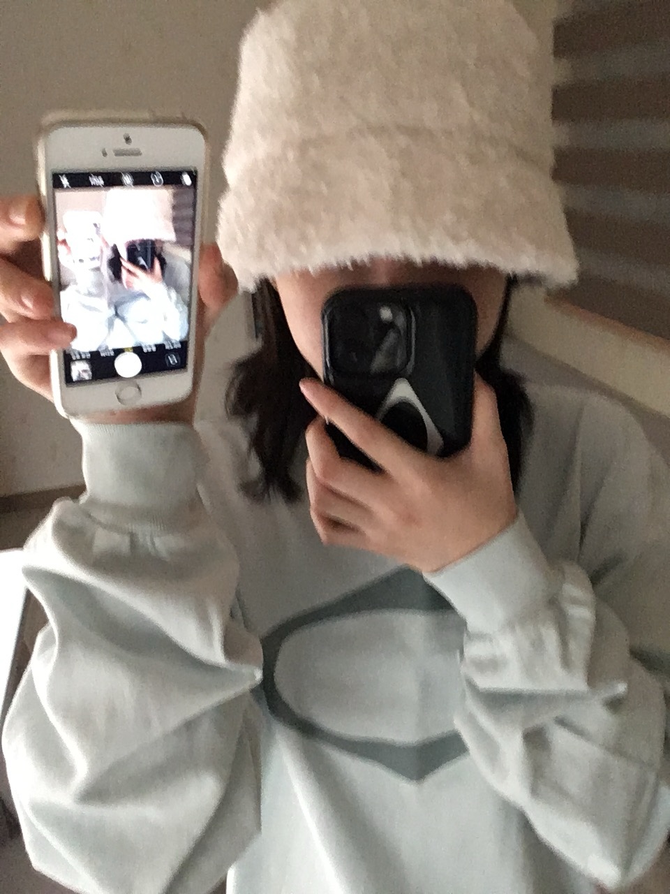 Mischief Rhombus Long Sleeve Sky Blue, Mischief Rhombus Bumper iPhone Case Black 착용 스타일