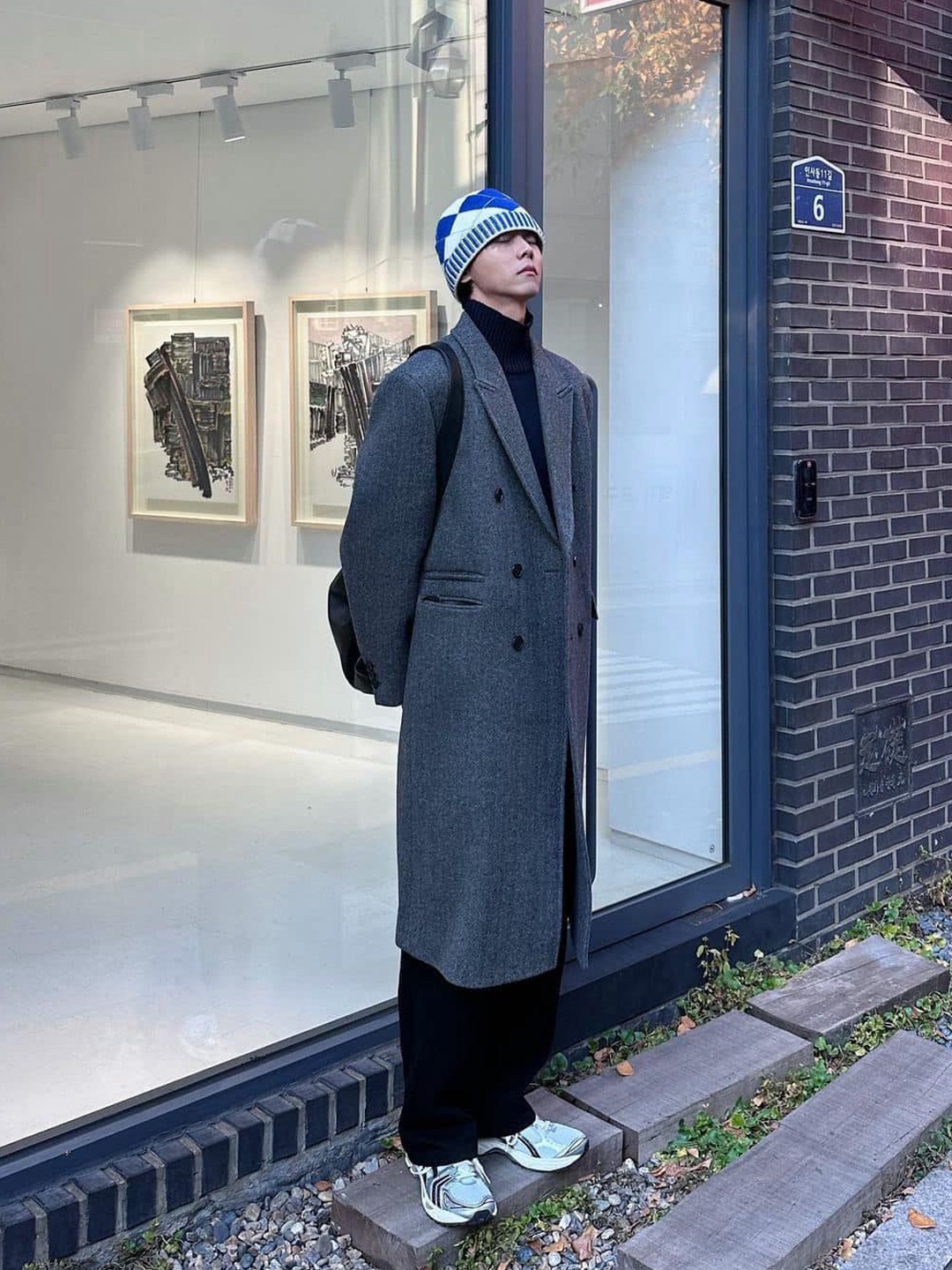 [KREAM 단독] STU Overfit Double Breasted Cashmere Coat Grey, Needles Balcollar Coat W/PE/R/N Tweed Herringbone 착용 스타일 - 5