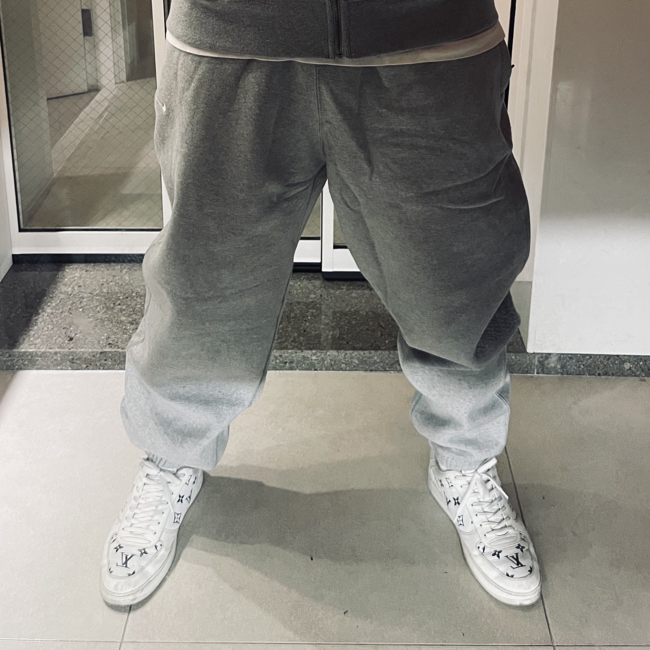 Nike NRG Solo Swoosh Full Zip Hoodie Dark Grey Heather - Asia, Nike NRG Solo Swoosh Fleece Pants Dark Grey Heather - US/EU 착용 스타일