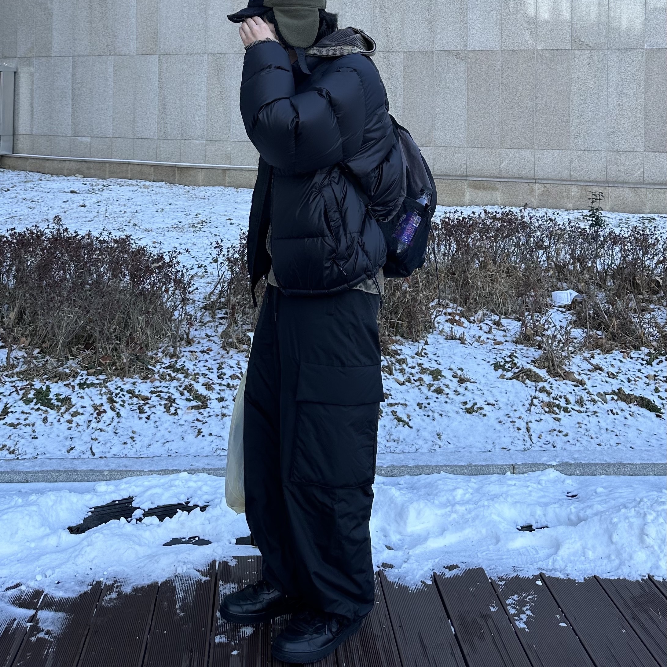 The North Face 1996 Eco Nuptse Jacket Black, Nike x Comme des Garcons Homme Plus Air Force Mid Black 착용 스타일