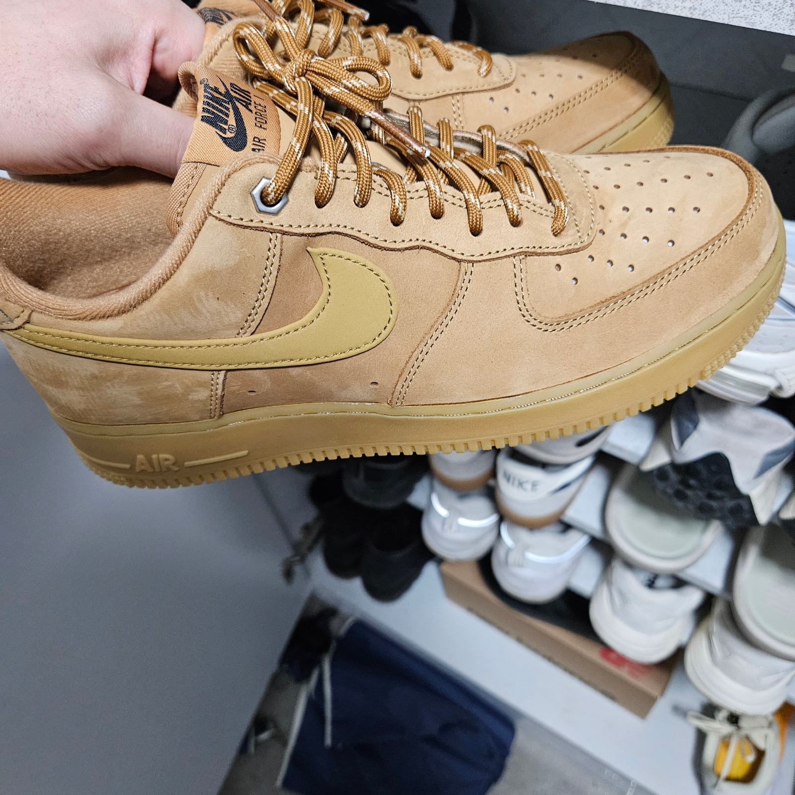 Nike Air Force 1 '07 WB Flax 착용 스타일