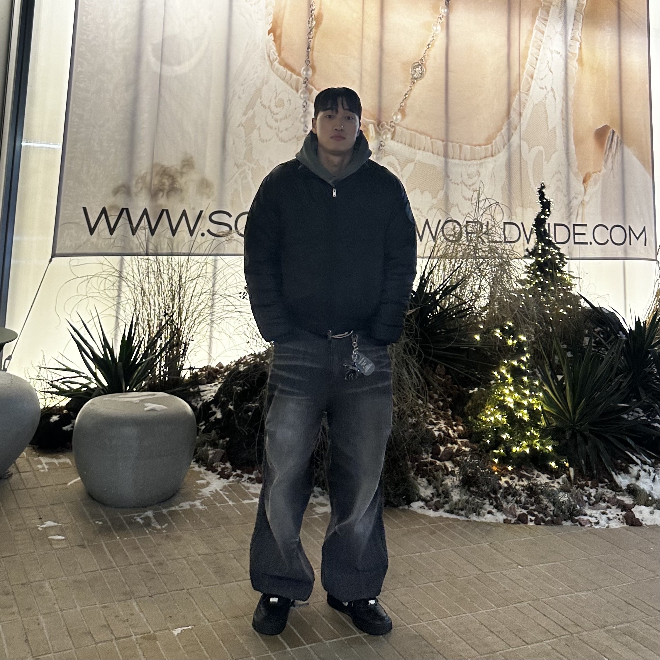 [KREAM 단독] Etce Smocking Baggy Jean Grey, Nike x Ambush Air Force 1 Low SP Black 착용 스타일 - 2