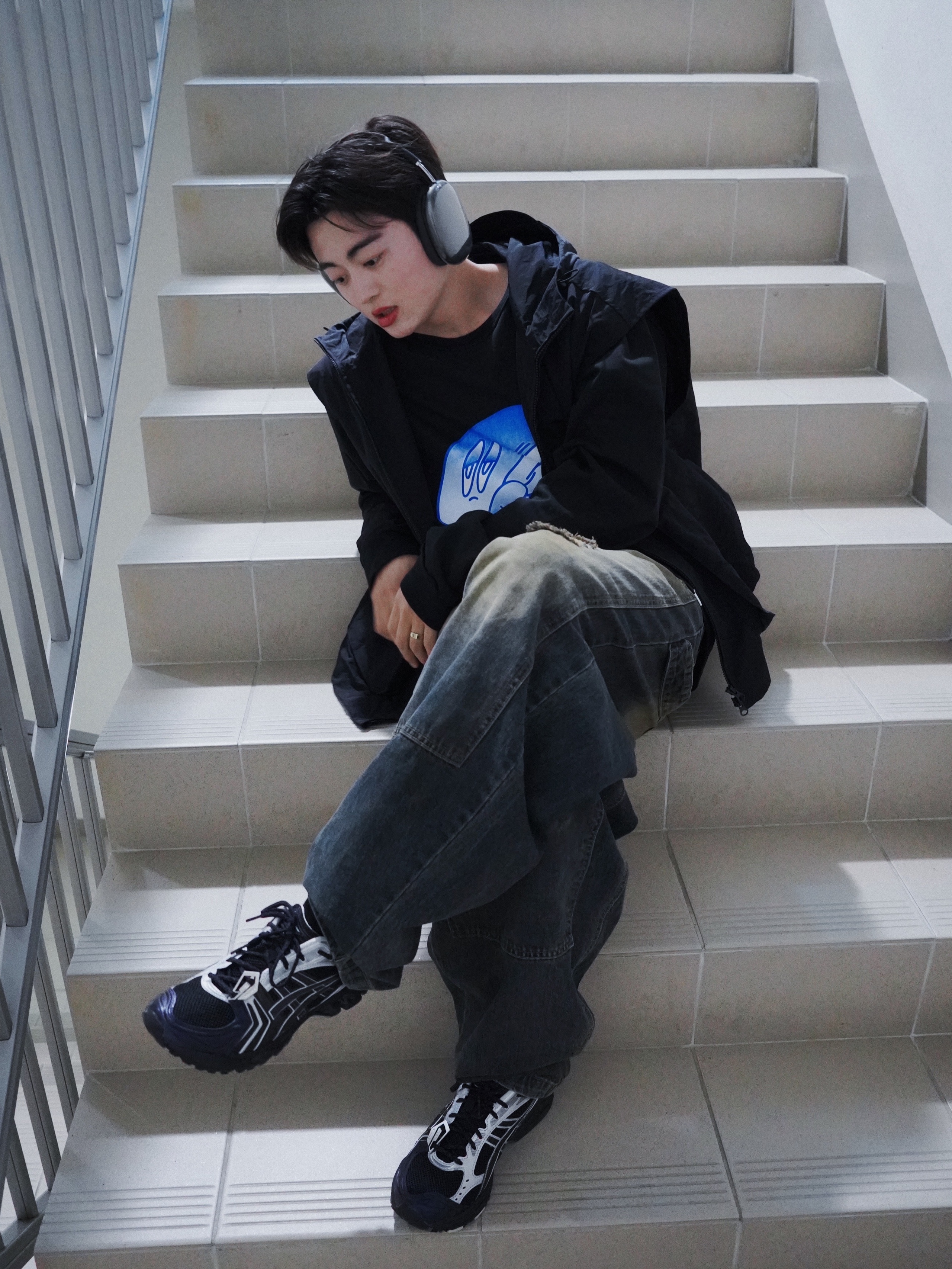 Asics x Atmos x Undermycar Gel-Kayano 14 Black Pure Silver 착용 스타일 - 3