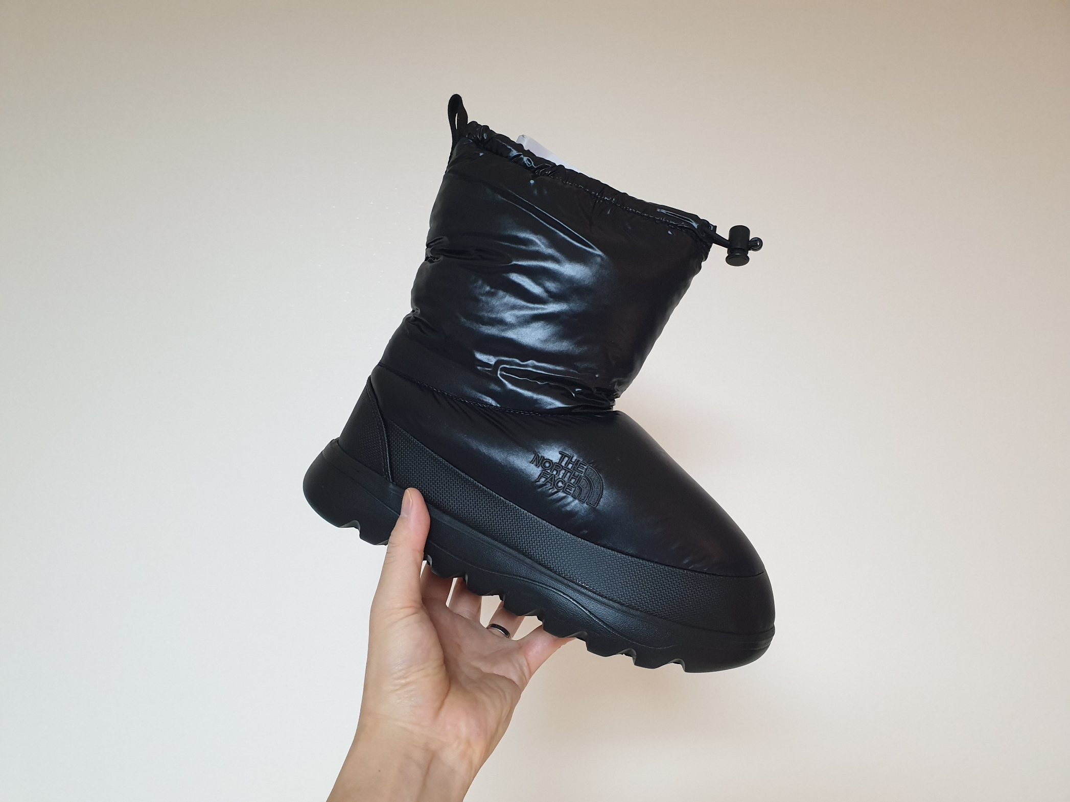 The North Face White Label Camp Bootie Real Black 착용 스타일
