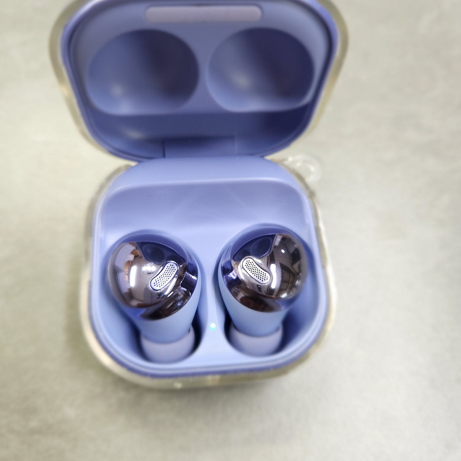 Samsung Galaxy Buds2 Lavender (Korean Ver.) 착용 스타일 - 3