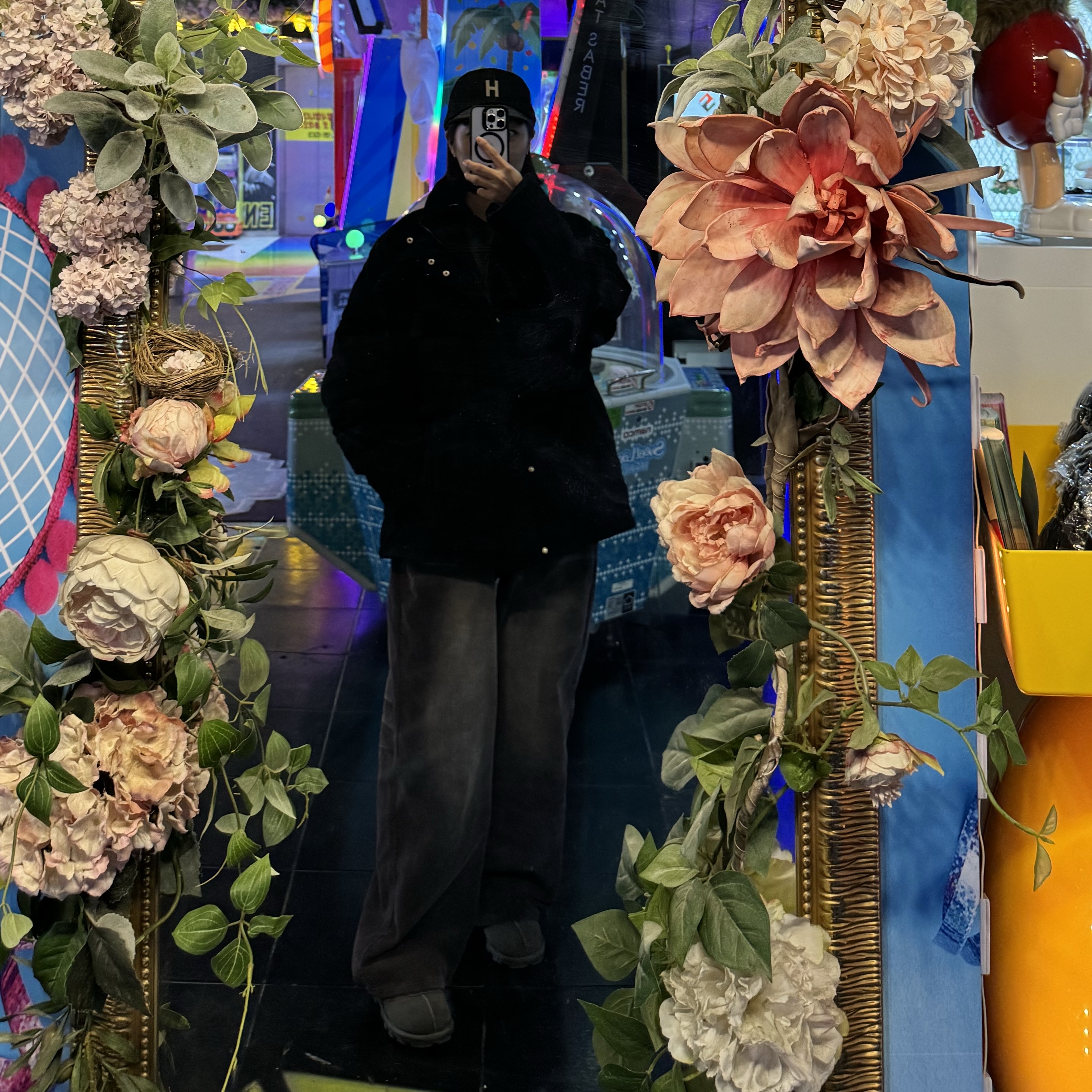 (W) UGG Coquette Slipper Grey 착용 스타일