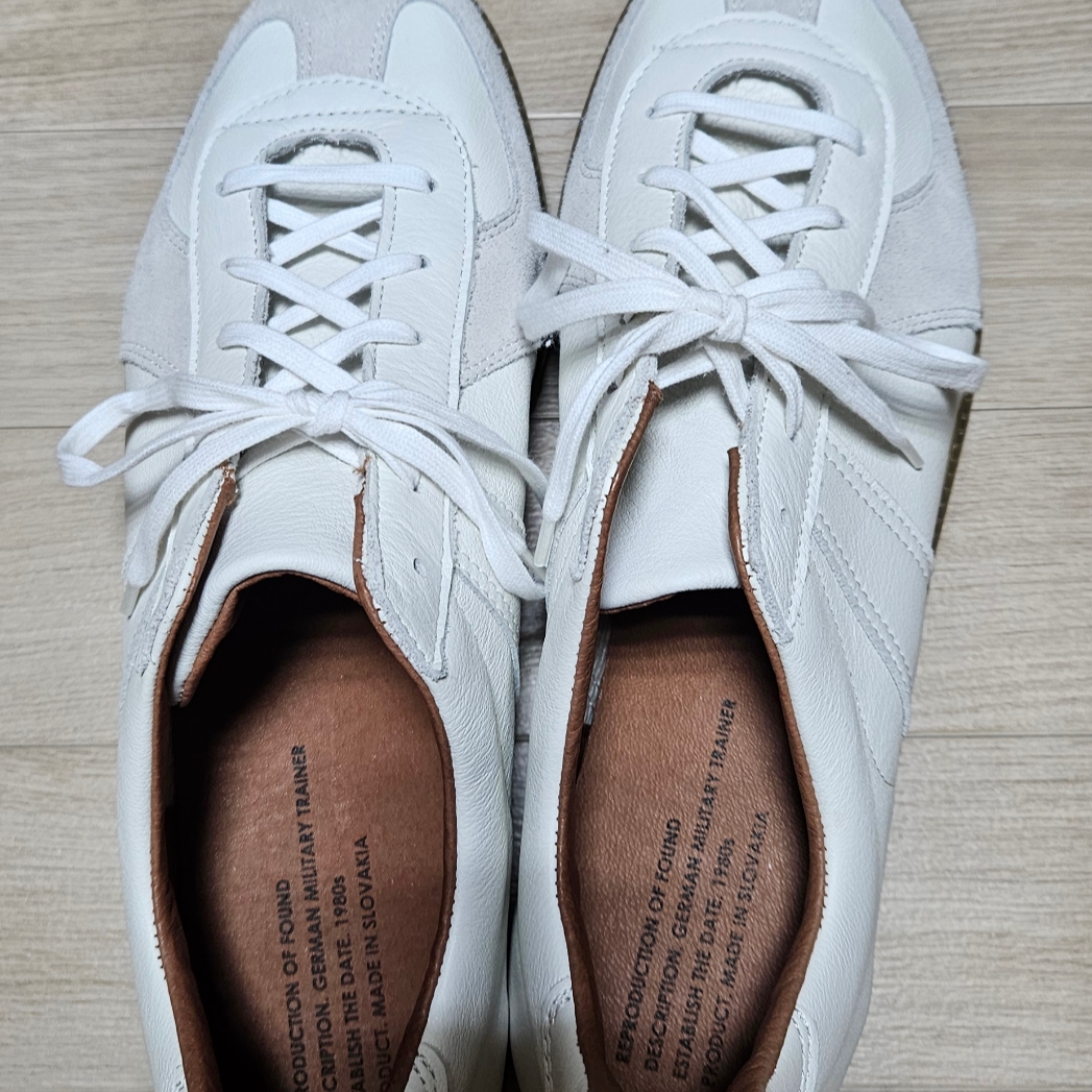 Reproduction of Found German Military Trainer 1700L White 착용 스타일