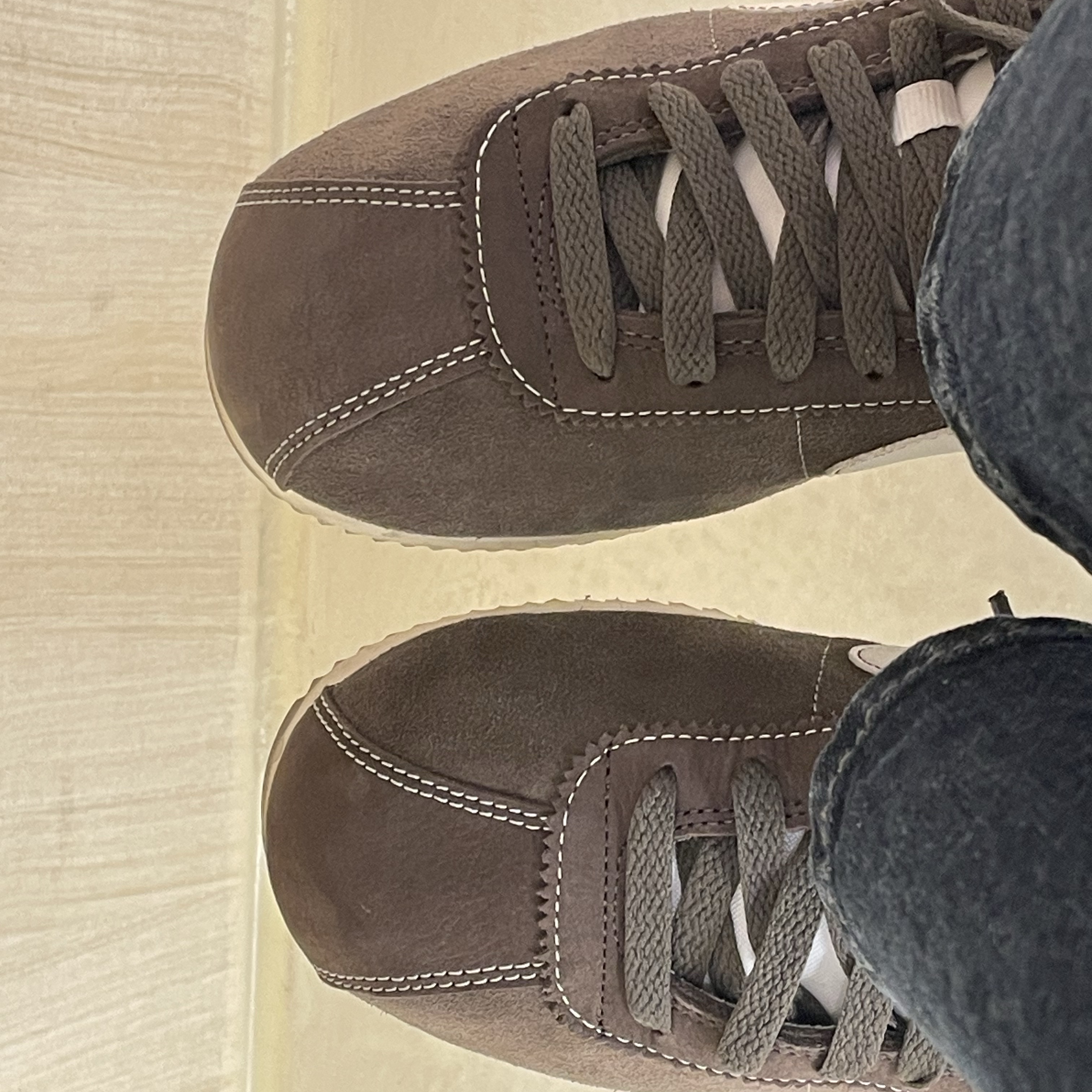Nike Cortez SE Hangul Day Baroque Brown Sail 착용 스타일
