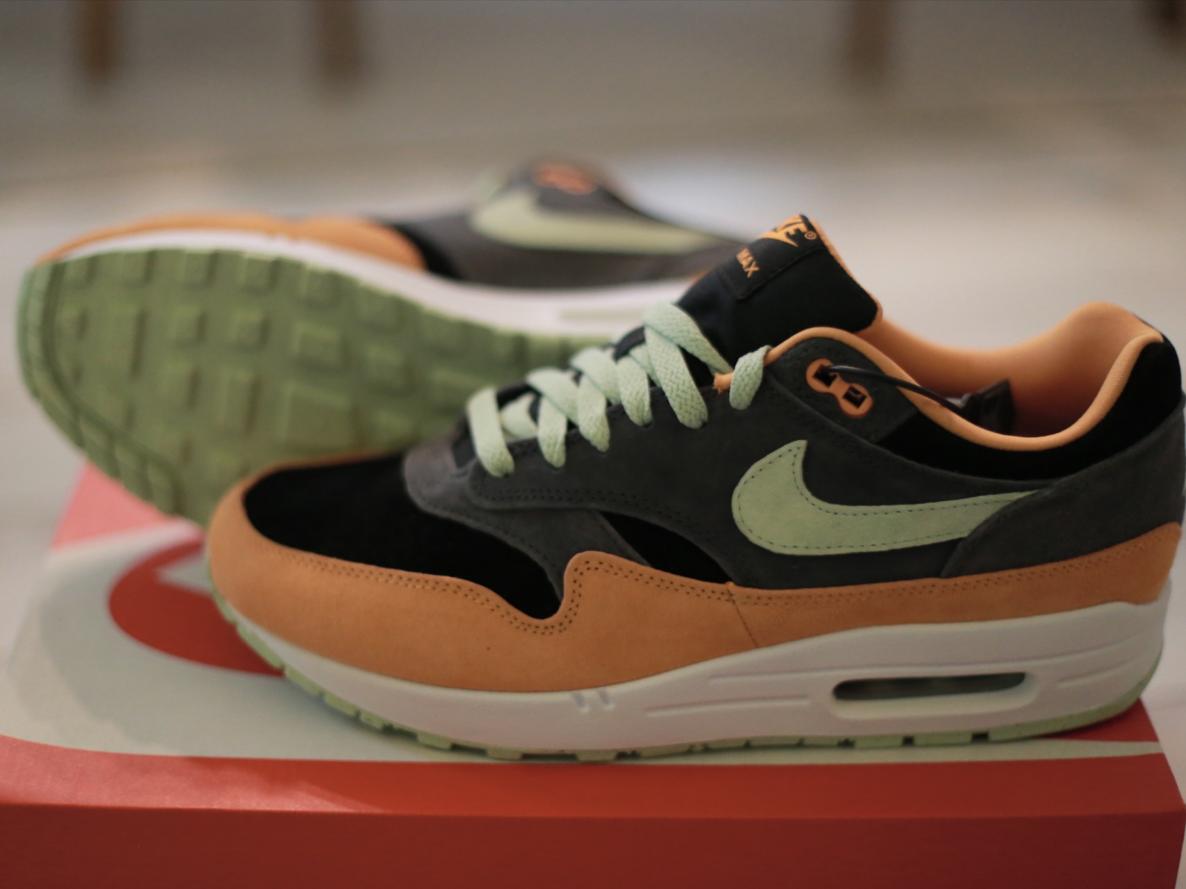 Nike Air Max 1 Premium Honey Dew 착용 스타일 - 4
