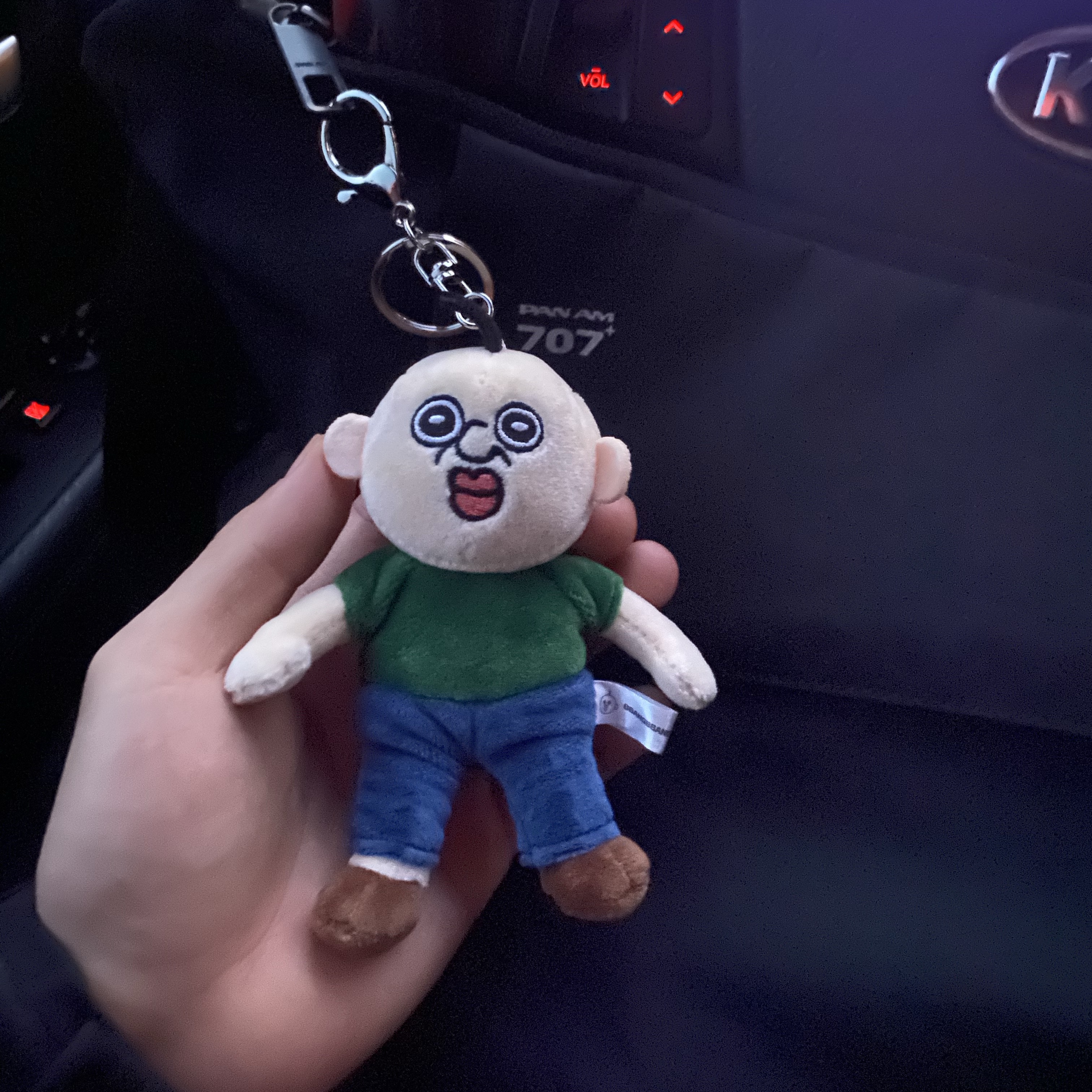 Bbangbbang Doll Keyring 착용 스타일