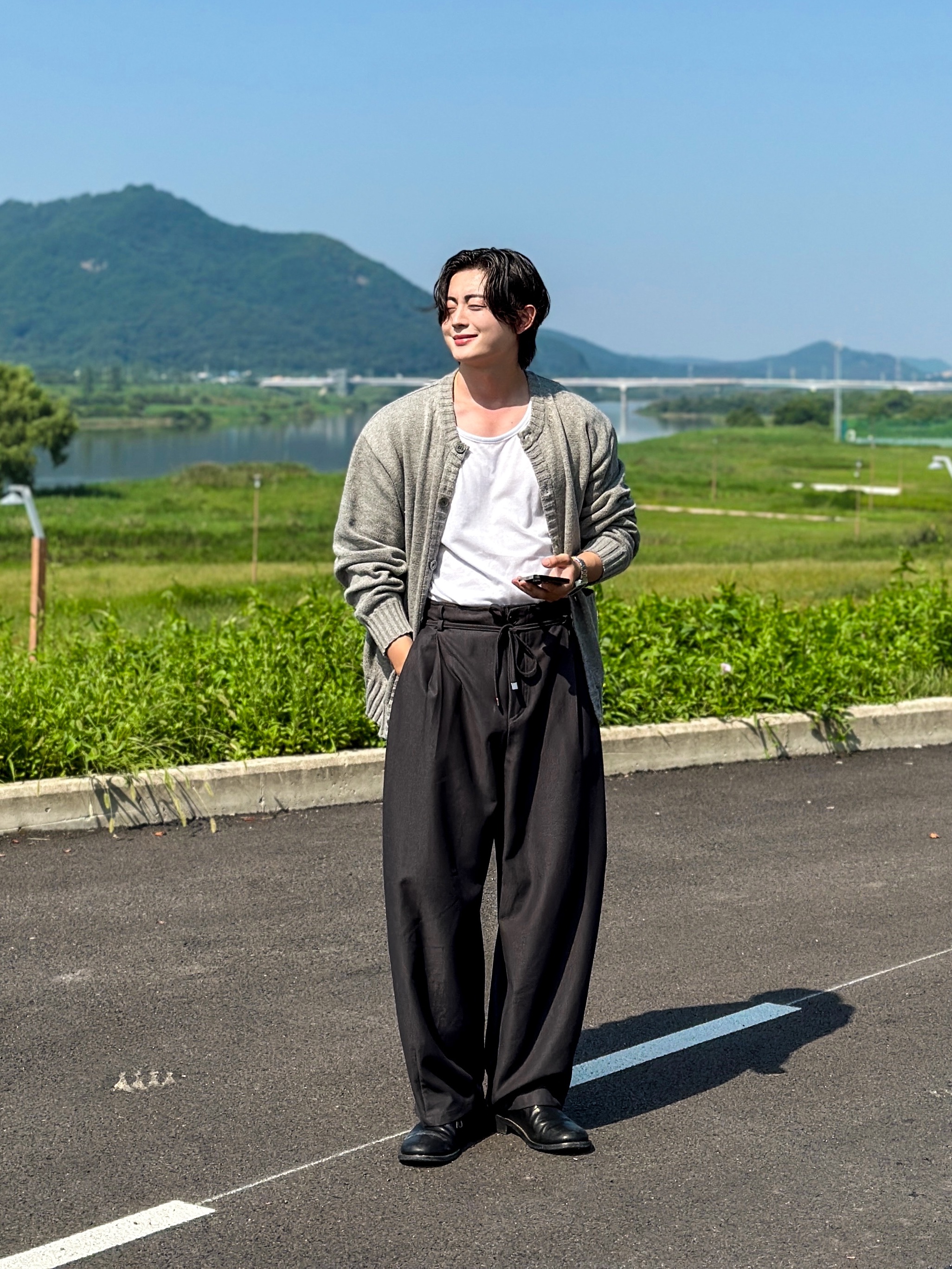 Kinchi Grainy - 547 (a) Black 착용 스타일 - 2