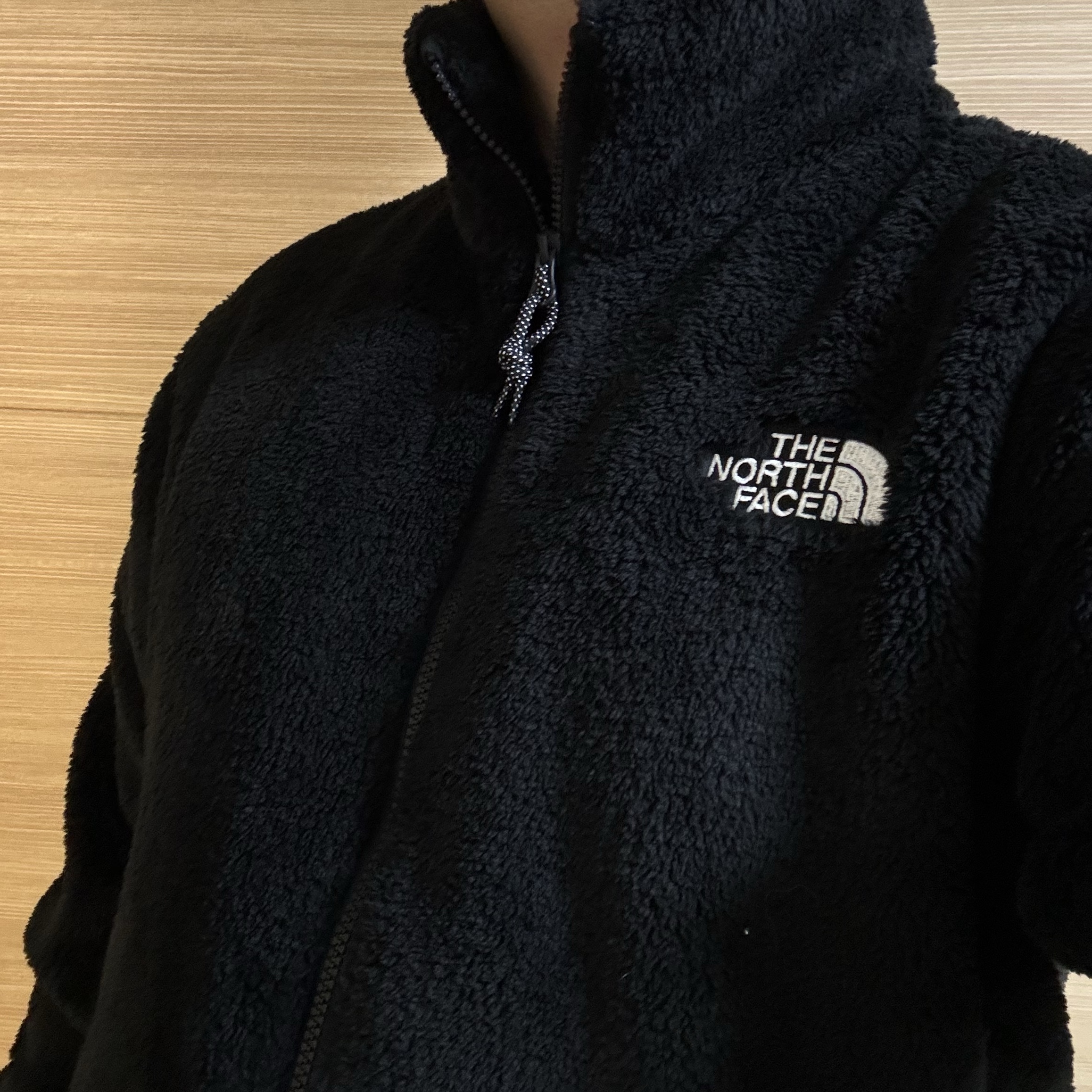 Stone Island 40324 Packable Loom Woven Chambers R-Nylon Down-TC Jacket Black - 23FW 착용 스타일 - 2