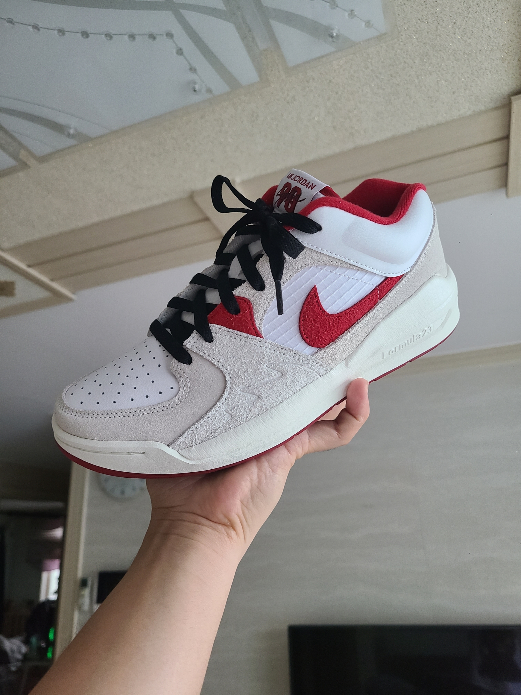 Jordan Stadium 90 White Varsity Red 착용 스타일 - 1