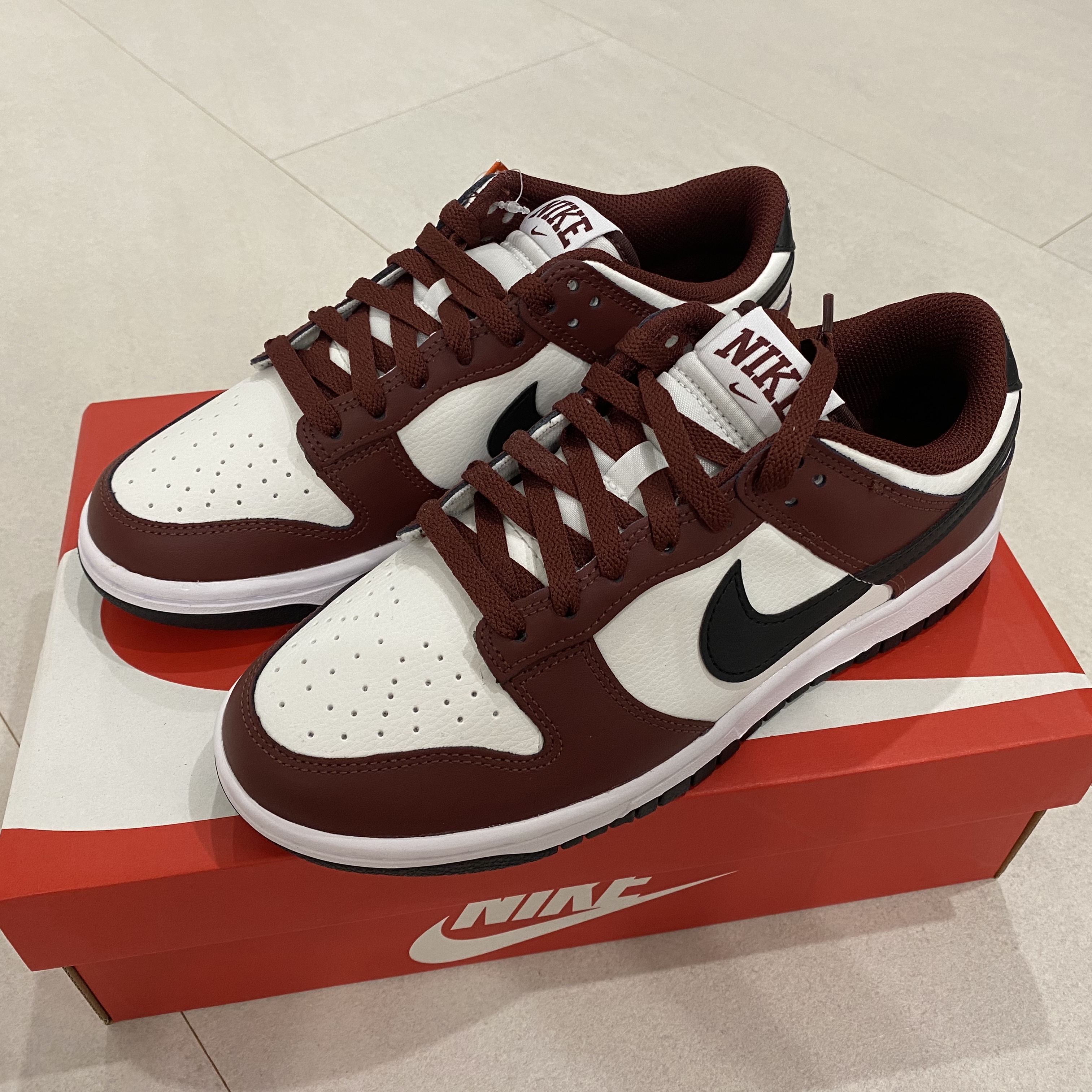 Nike Dunk Low Dark Team Red 착용 스타일 - 3