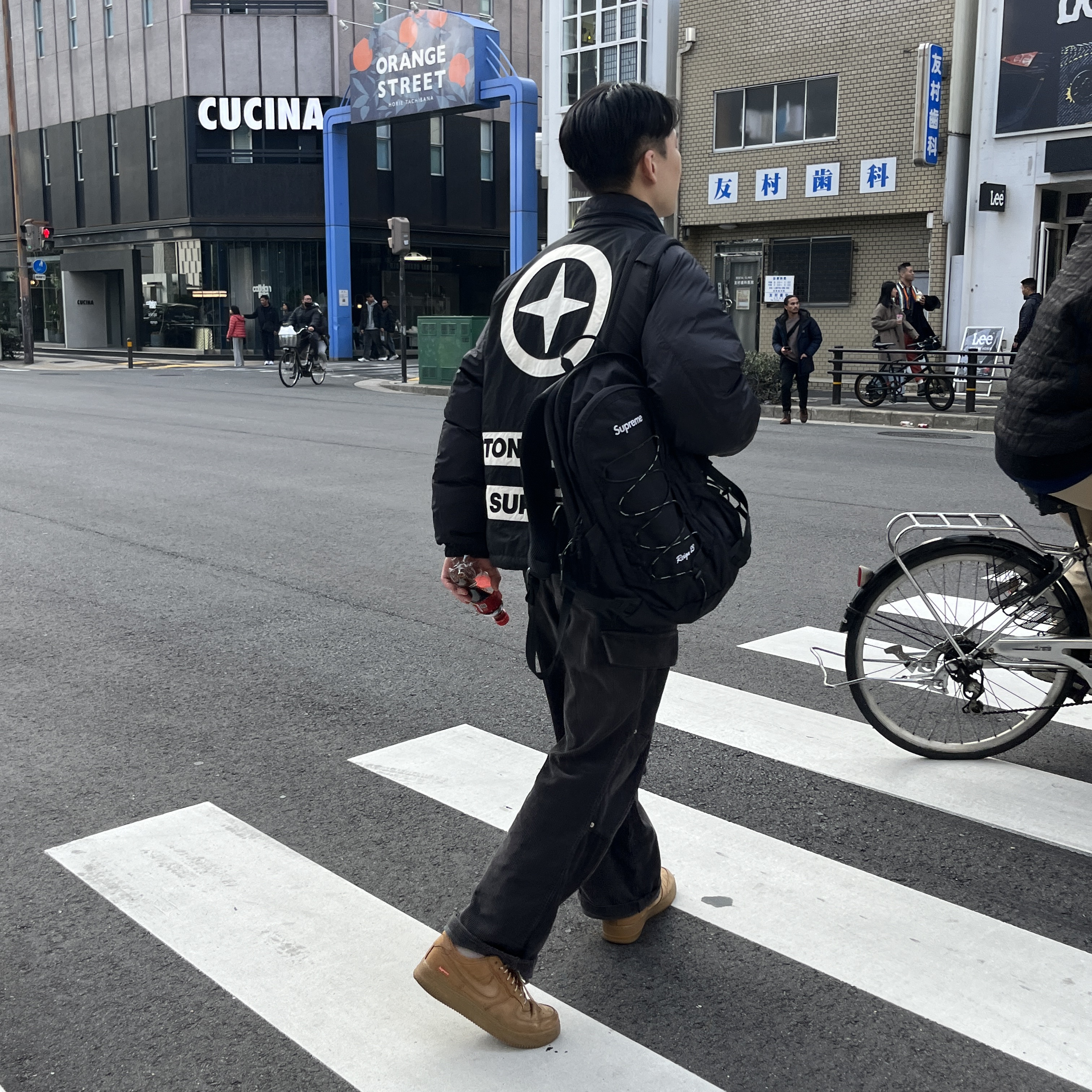 Supreme x Stone Island Reversible Down Puffer Jacket Black - 23FW, Nike x Supreme Air Force 1 Low Flax 착용 스타일