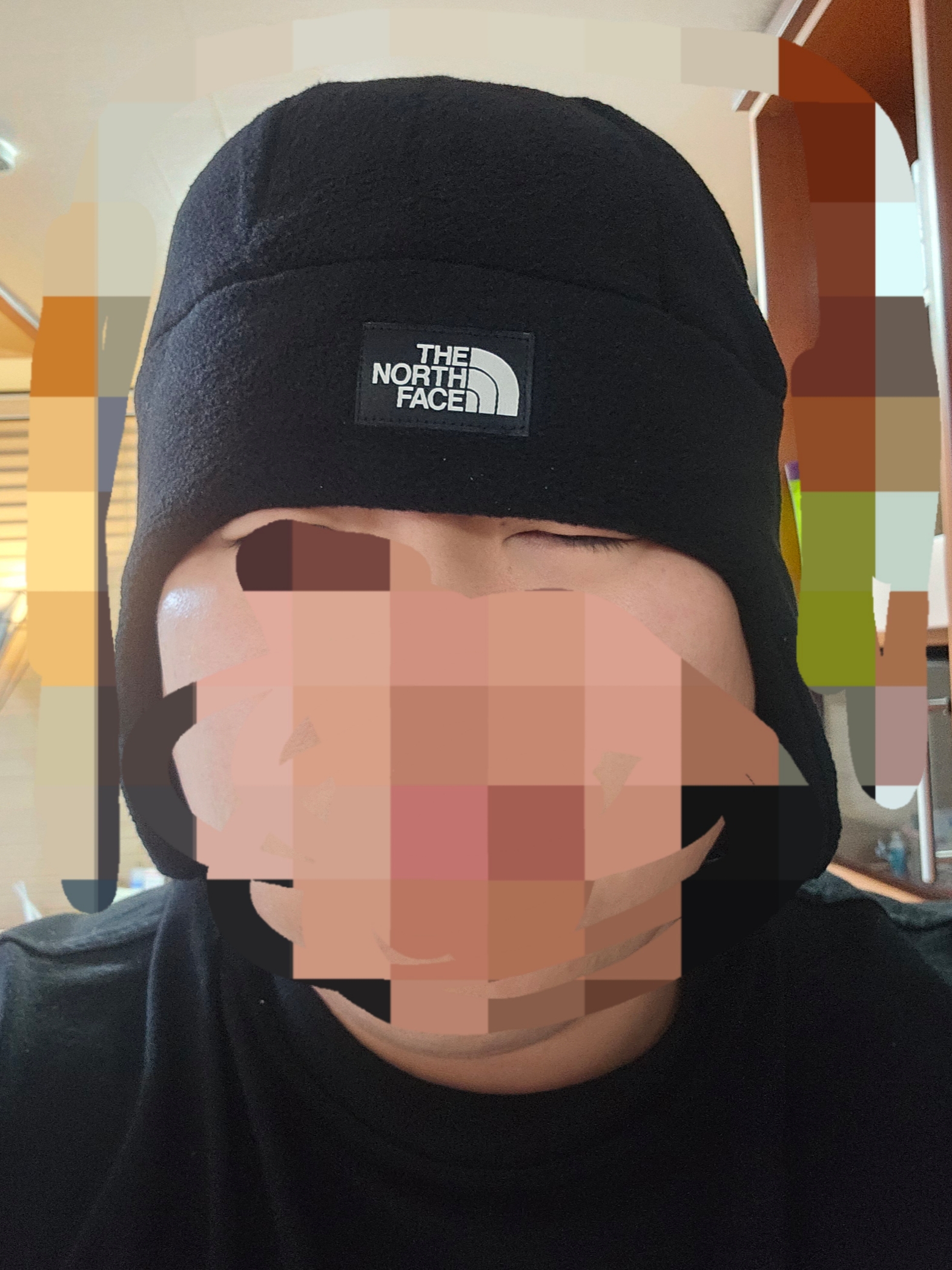 The North Face Fleece Earmuff Beanie Black 착용 스타일