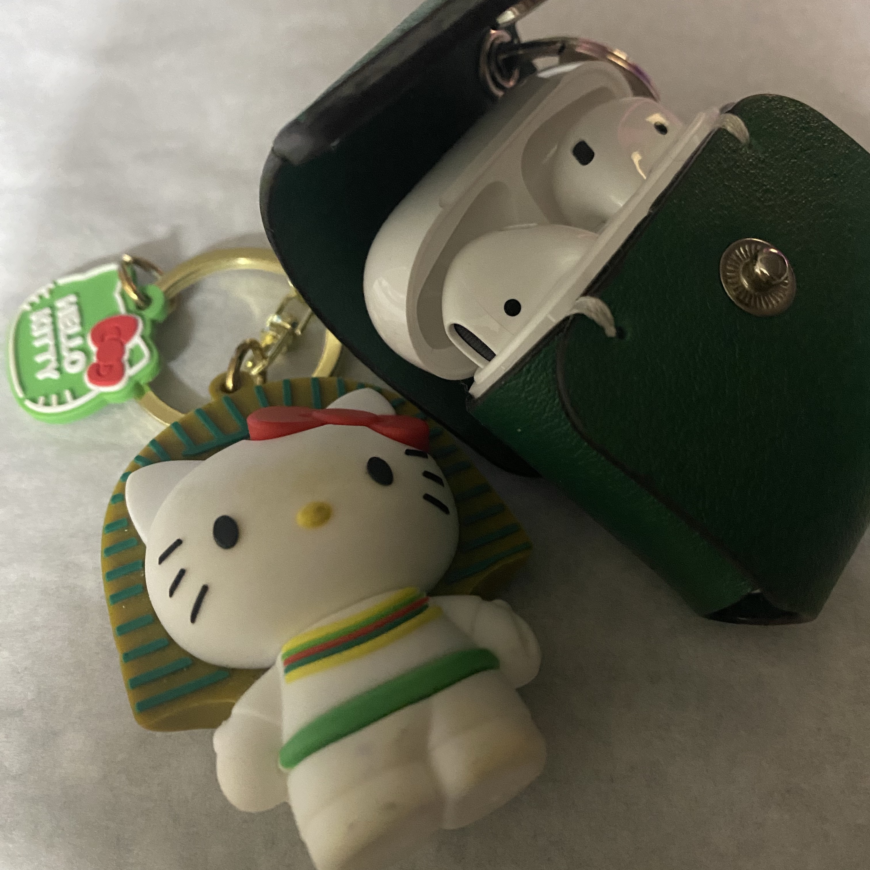 Apple AirPods 2nd Gen (Korean Ver.) 착용 스타일