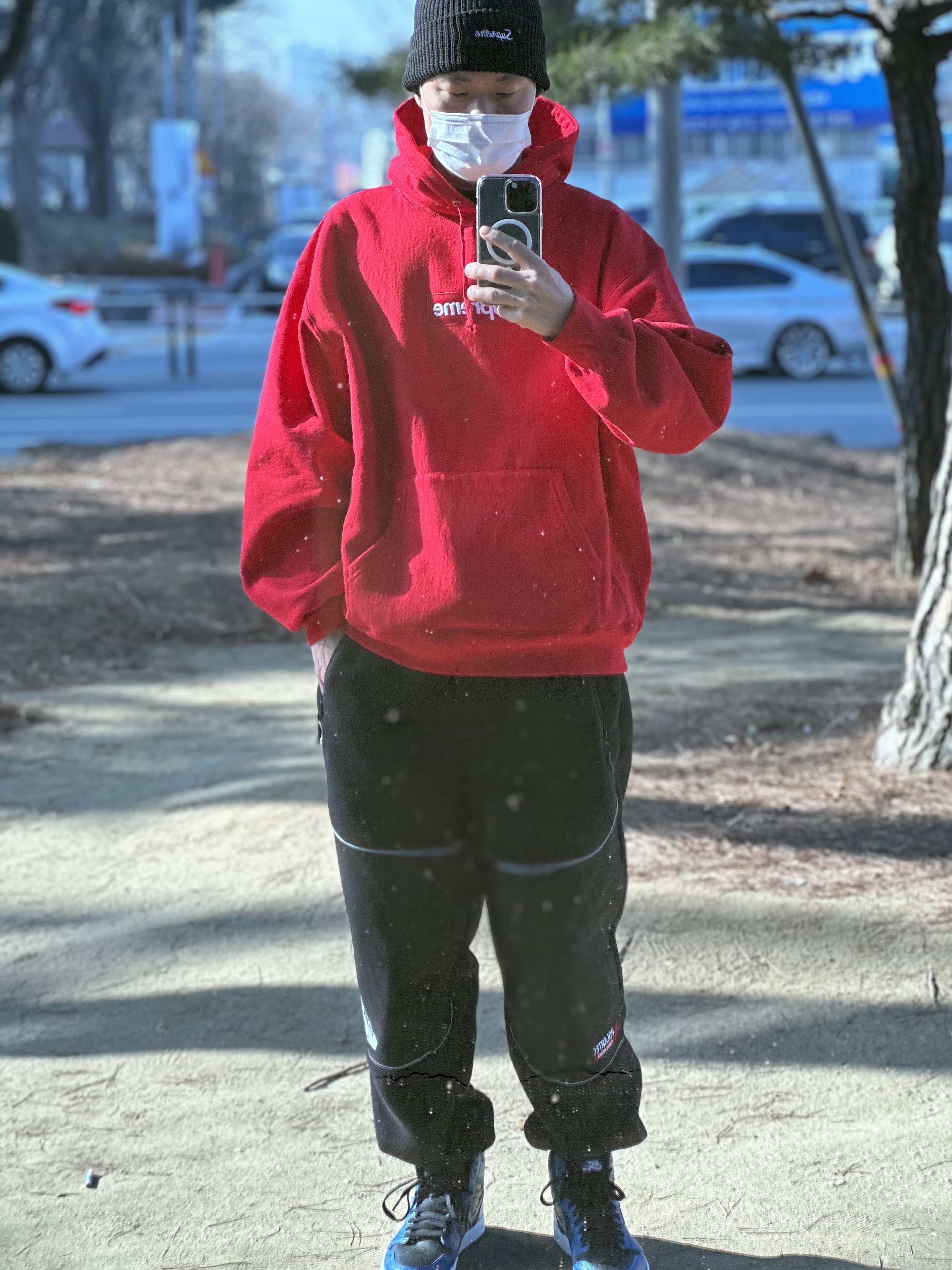 Supreme Loose Gauge Beanie Black, Supreme Box Logo Hooded Sweatshirt Red - 23FW 착용 스타일