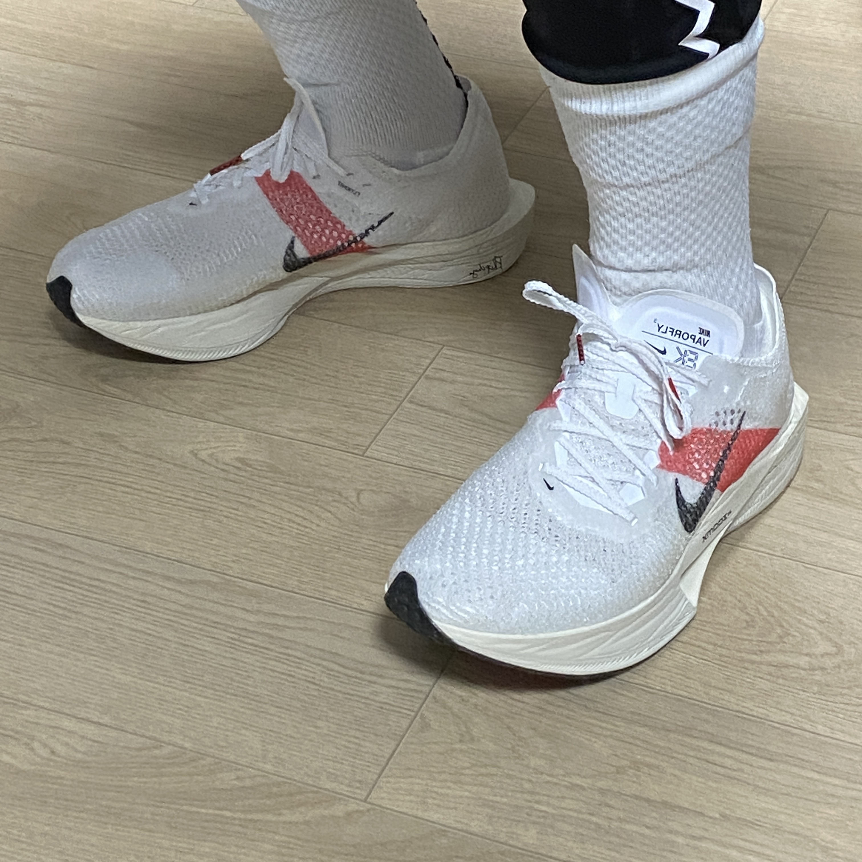 Nike ZoomX Vaporfly Next% 3 Eliud Kipchoge 착용 스타일