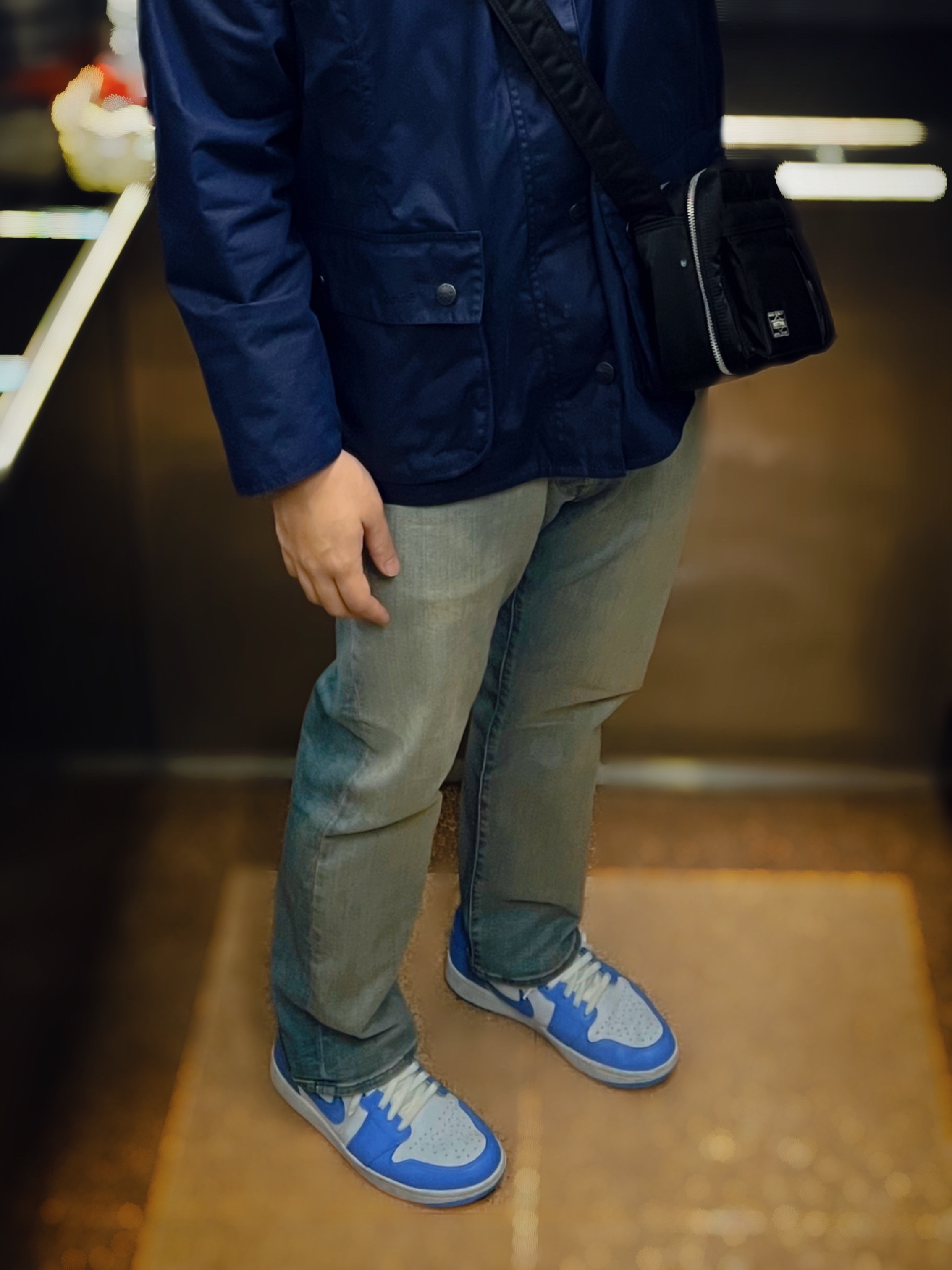 Barbour x Maison Kitsune Beaufort Waxed Jacket Indigo, Porter Tanker Shoulder Bag S Black 착용 스타일 - 2
