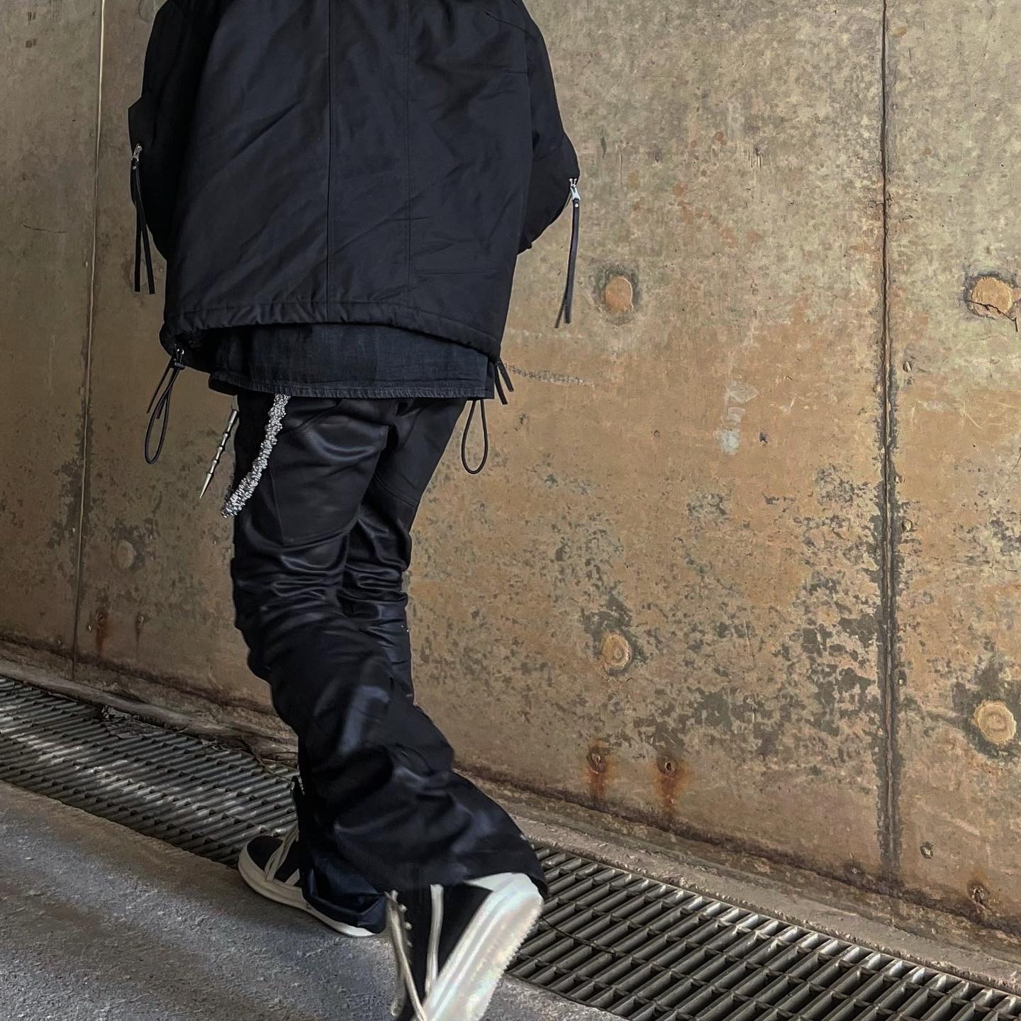 Rick Owens Geobasket Full Grain Calf Leather Strobe Sneakers Black Milk White 착용 스타일 - 3